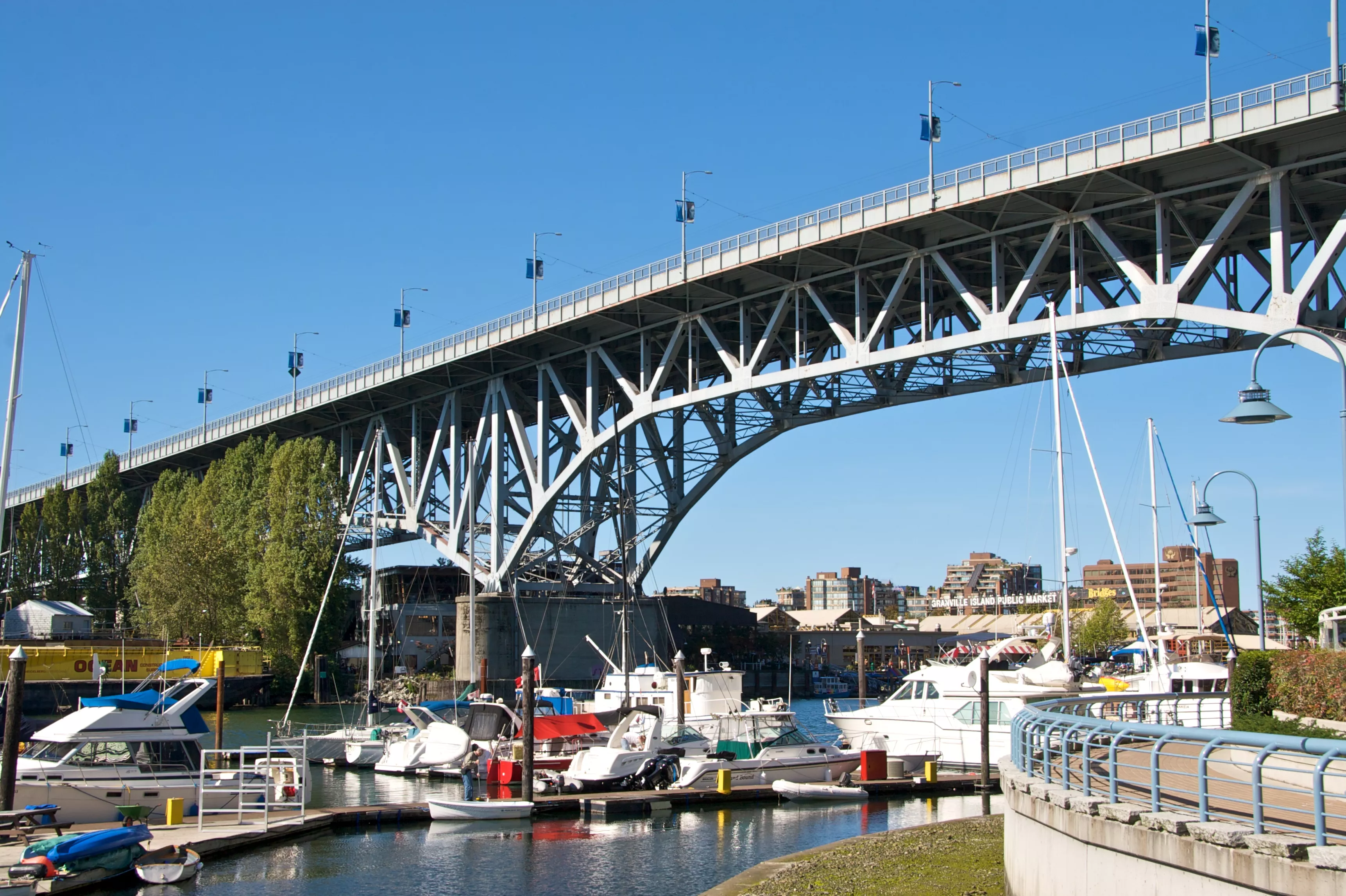 Granville Bridge in Canada, North America | Architecture - Rated 3.5