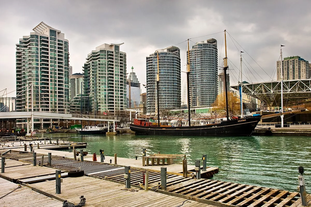 Harbourfront Center in Canada, North America | Architecture - Rated 4