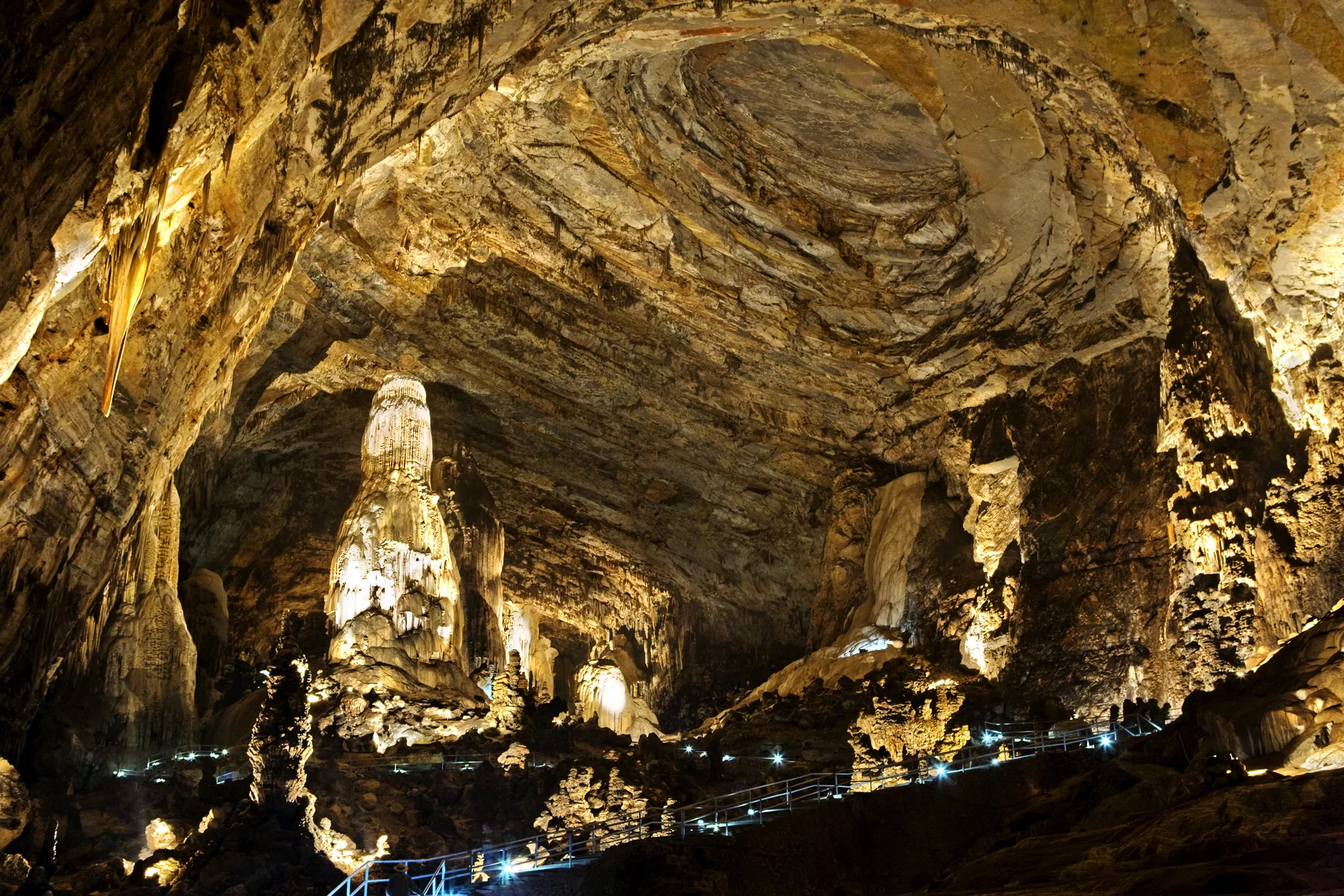 The Cacahuamilpa Caves in Mexico, North America | Caves & Underground Places - Rated 4.7