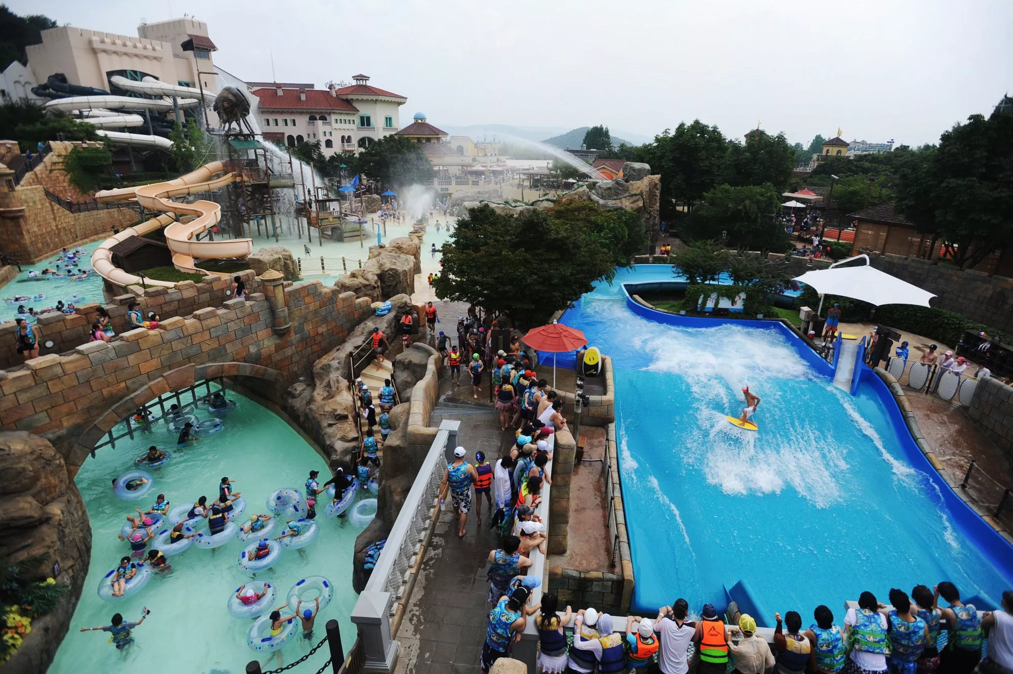Caribbean Bay in South Korea, East Asia | Water Parks - Rated 4