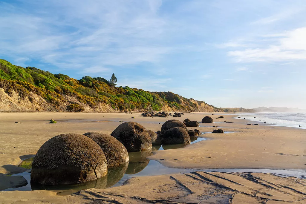 Moeraki Boulders Beach in New Zealand, Australia and Oceania | Beaches - Rated 3.7