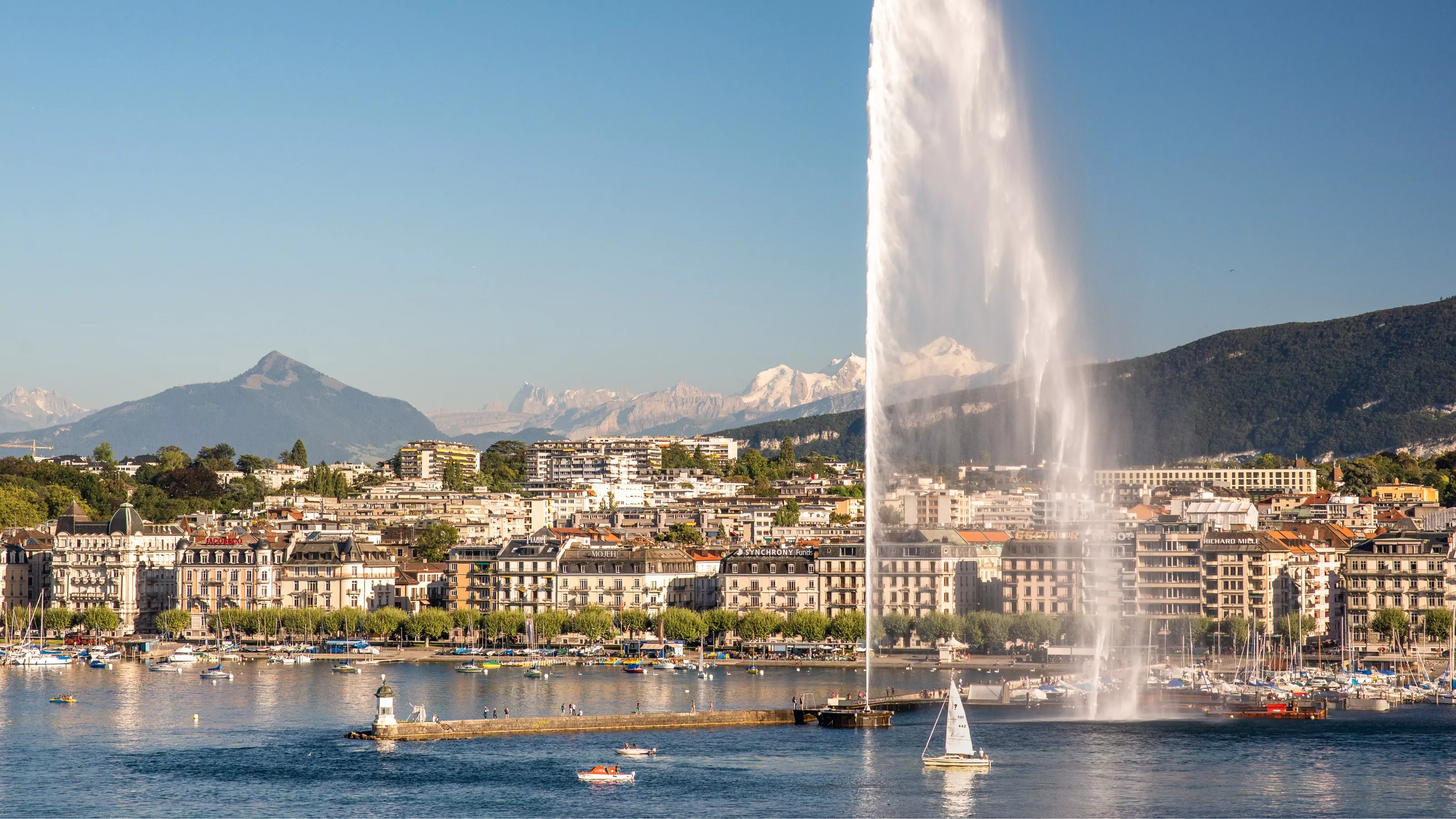 Jet d'Eau in Switzerland, Europe | Architecture - Rated 3.9