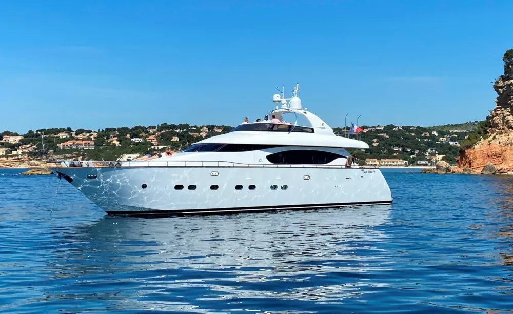 Navy Rental in France, Europe | Yachting - Rated 4.1