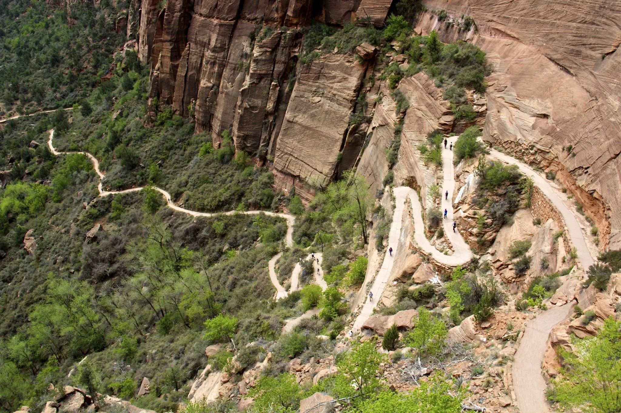 Angels Landing Trail in USA, North America | Trekking & Hiking - Rated 4.2