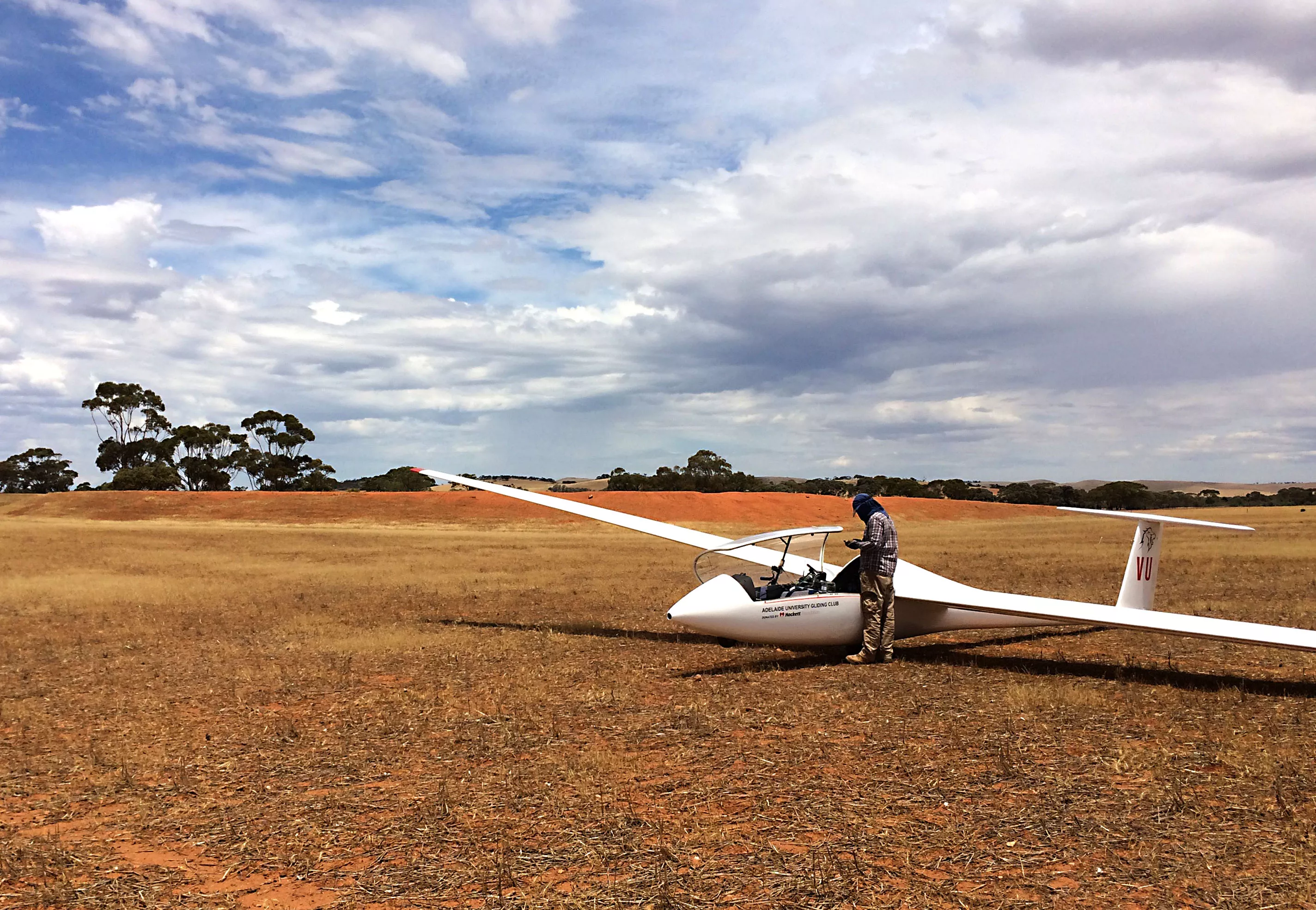 Adelaide University Gliding Club in Australia, Australia and Oceania | Sailplane - Rated 1.1