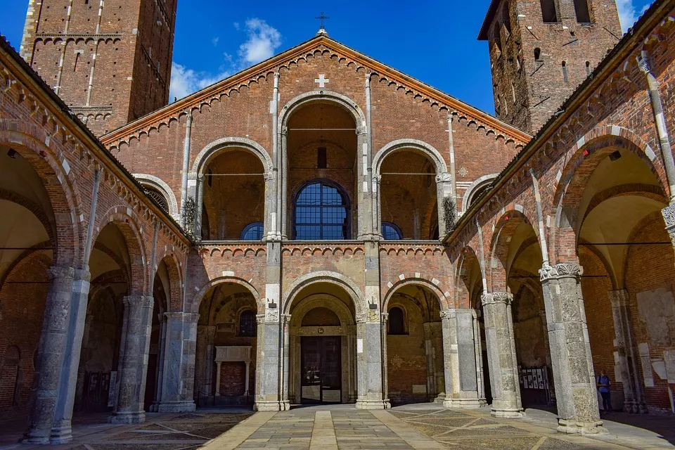 Ambrosian Basilica in Italy, Europe | Architecture - Rated 4