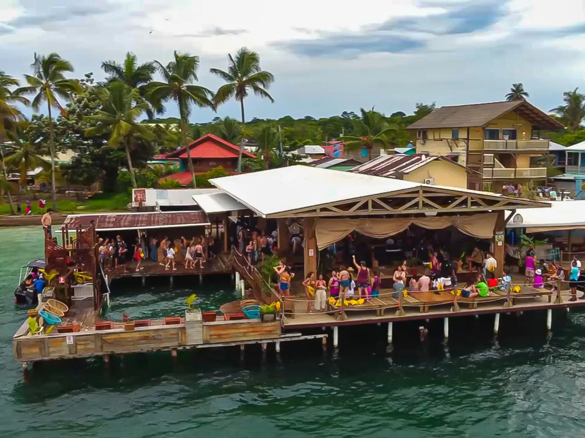 Aqua Lounge Bar in Panama, North America | Bars,Lounges - Rated 3.7