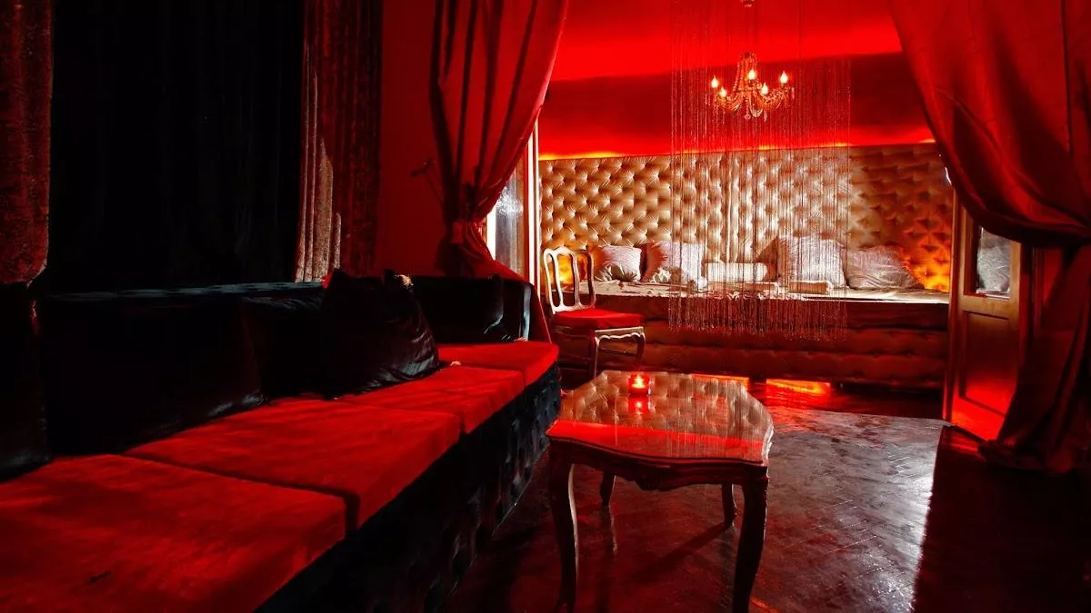 Attraction Club in Romania, Europe | Massage Parlors,Sex-Friendly Places - Rated 1.1