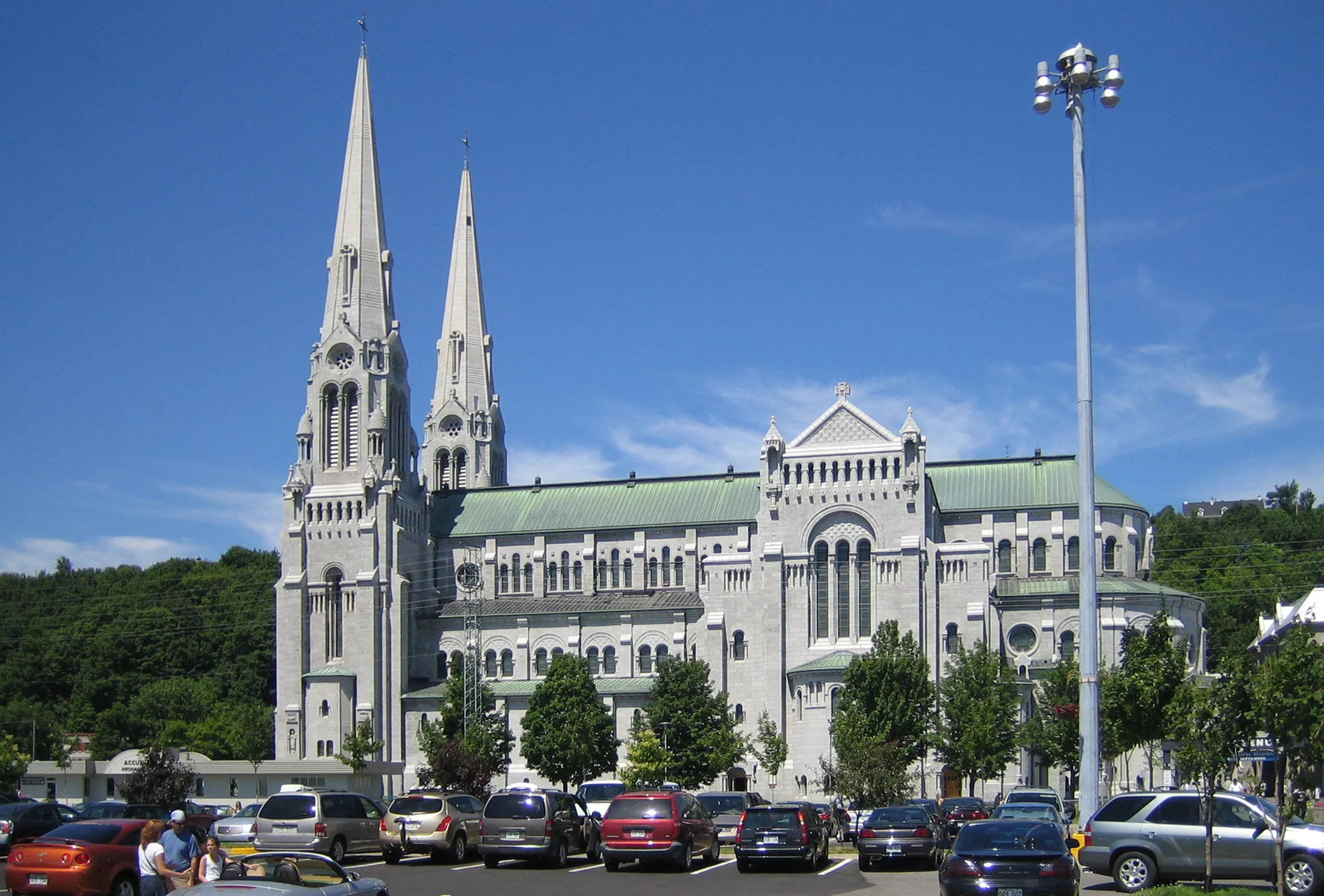 Basilica of Sainte-Anne-de-Beaupre in Canada, North America | Architecture - Rated 3.9