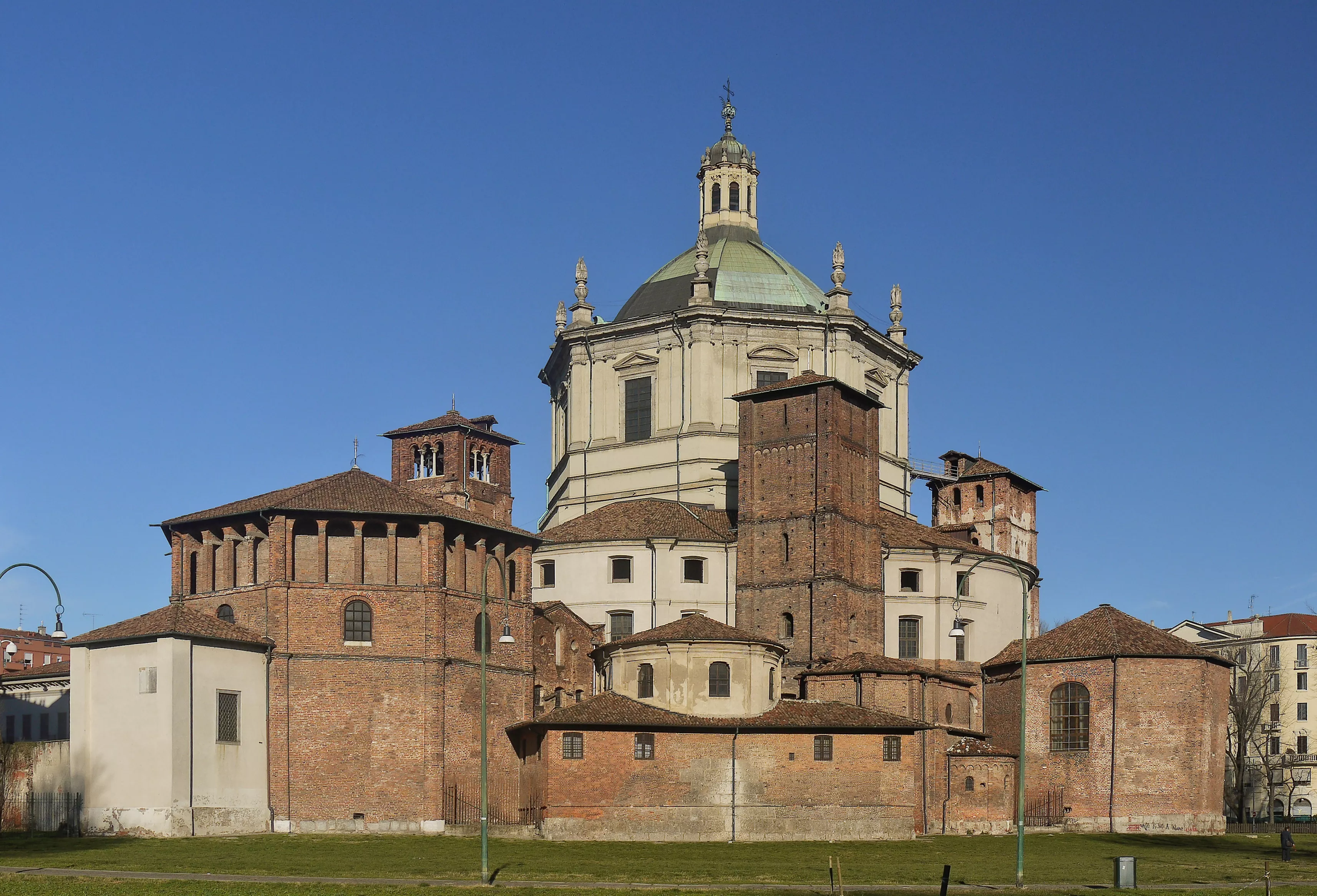 Basilica of San Lorenzo Maggiore in Italy, Europe | Architecture - Rated 3.7
