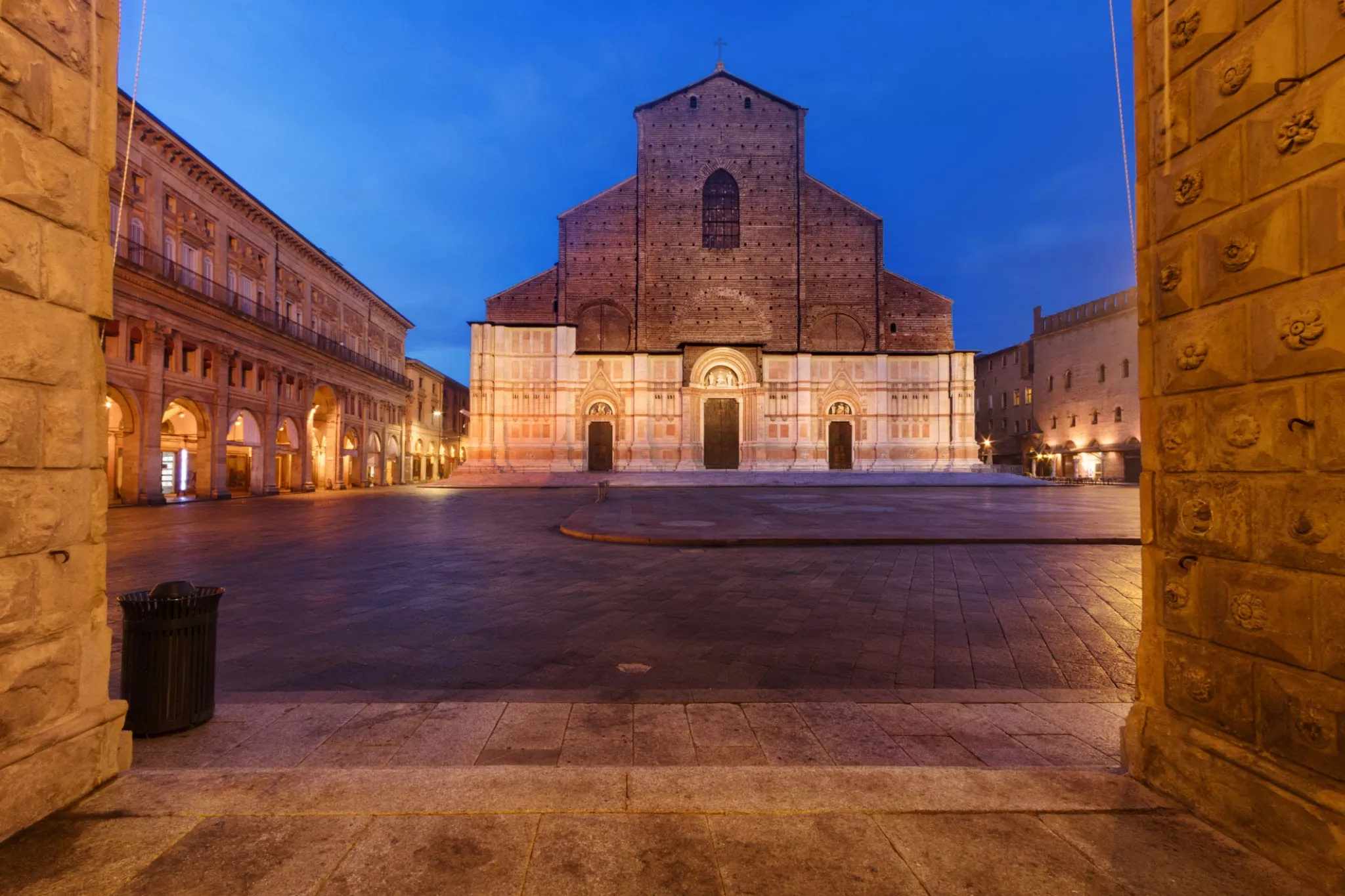 Basilica of San Petronio in Italy, Europe | Architecture - Rated 3.8