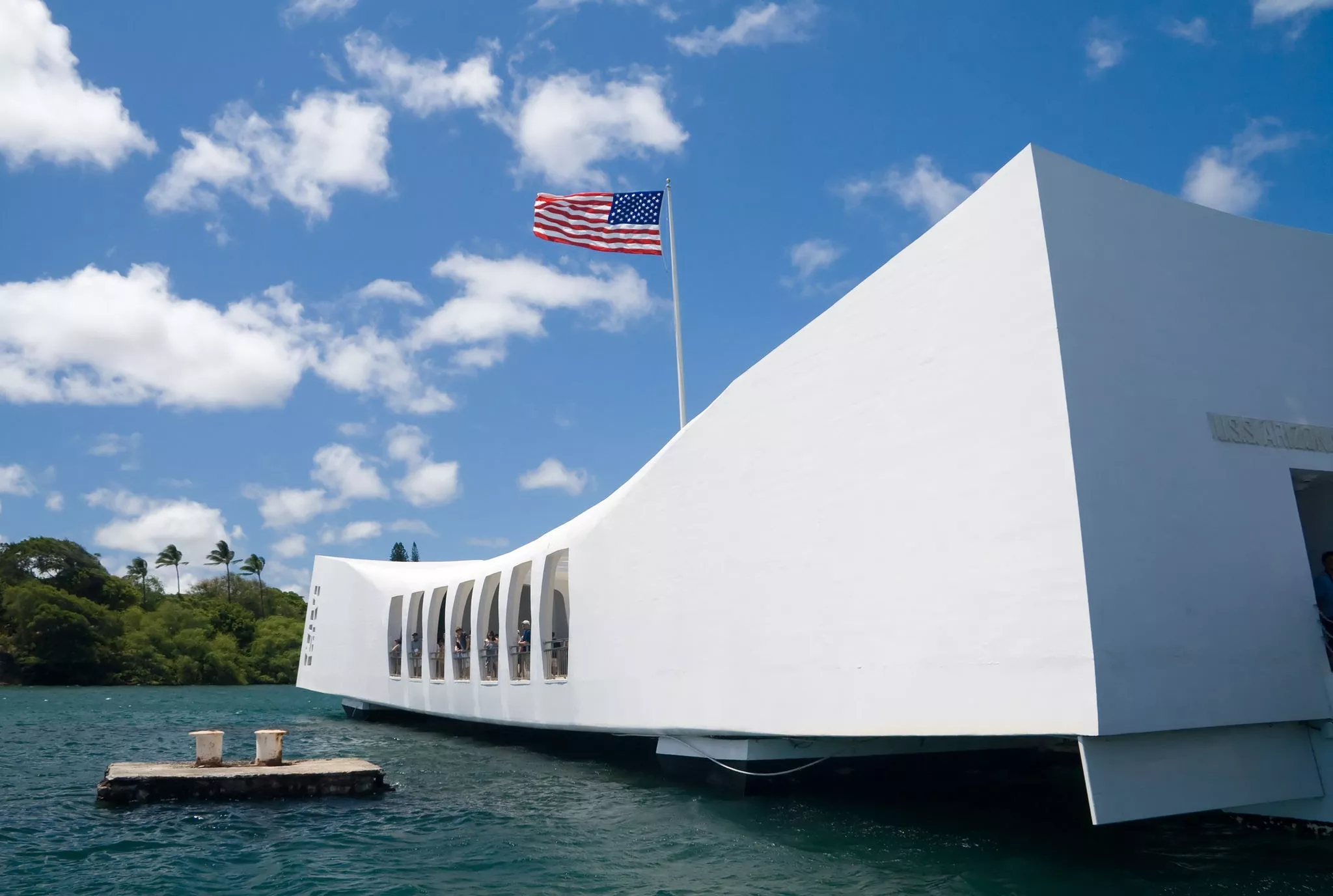 Battleship Arizona Memorial in USA, North America | Architecture - Rated 4