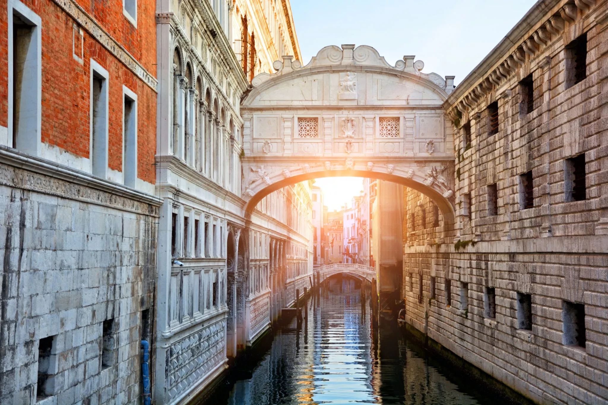 Bridge of Sighs in Italy, Europe | Architecture - Rated 4
