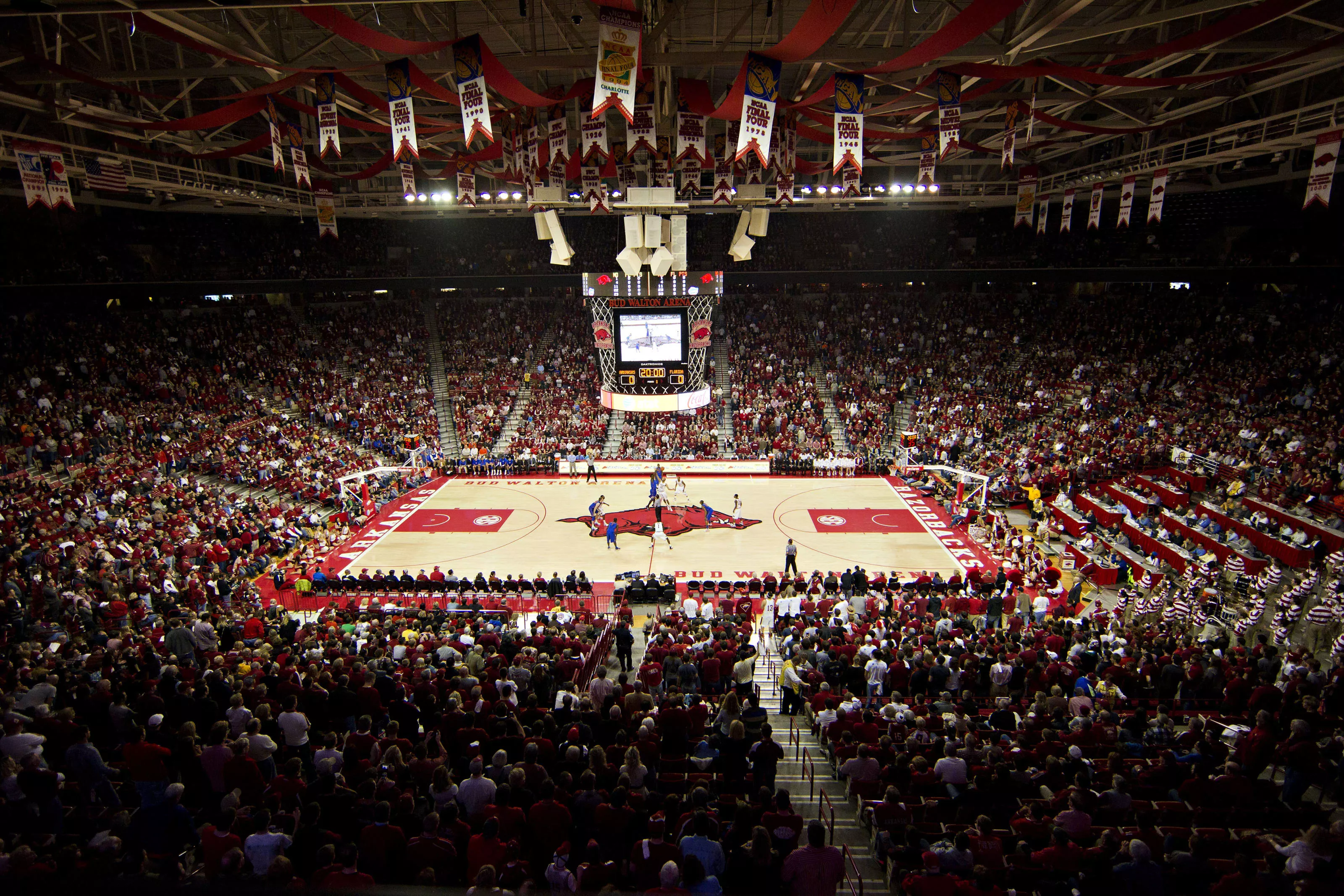 Bud Walton Arena in USA, North America | Basketball - Rated 4