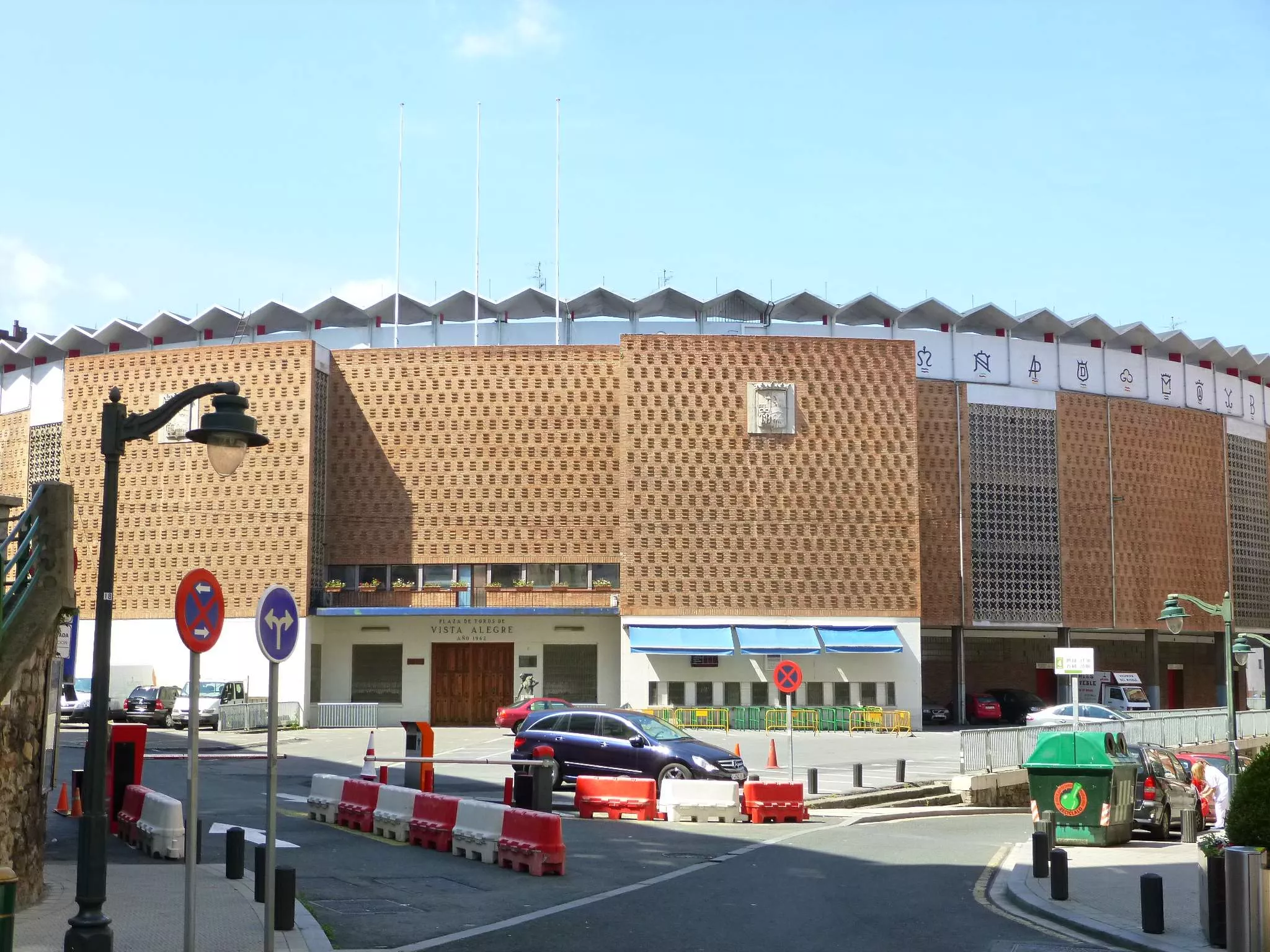 Bullring of Vista Alegre in Spain, Europe | Shows - Rated 3.3