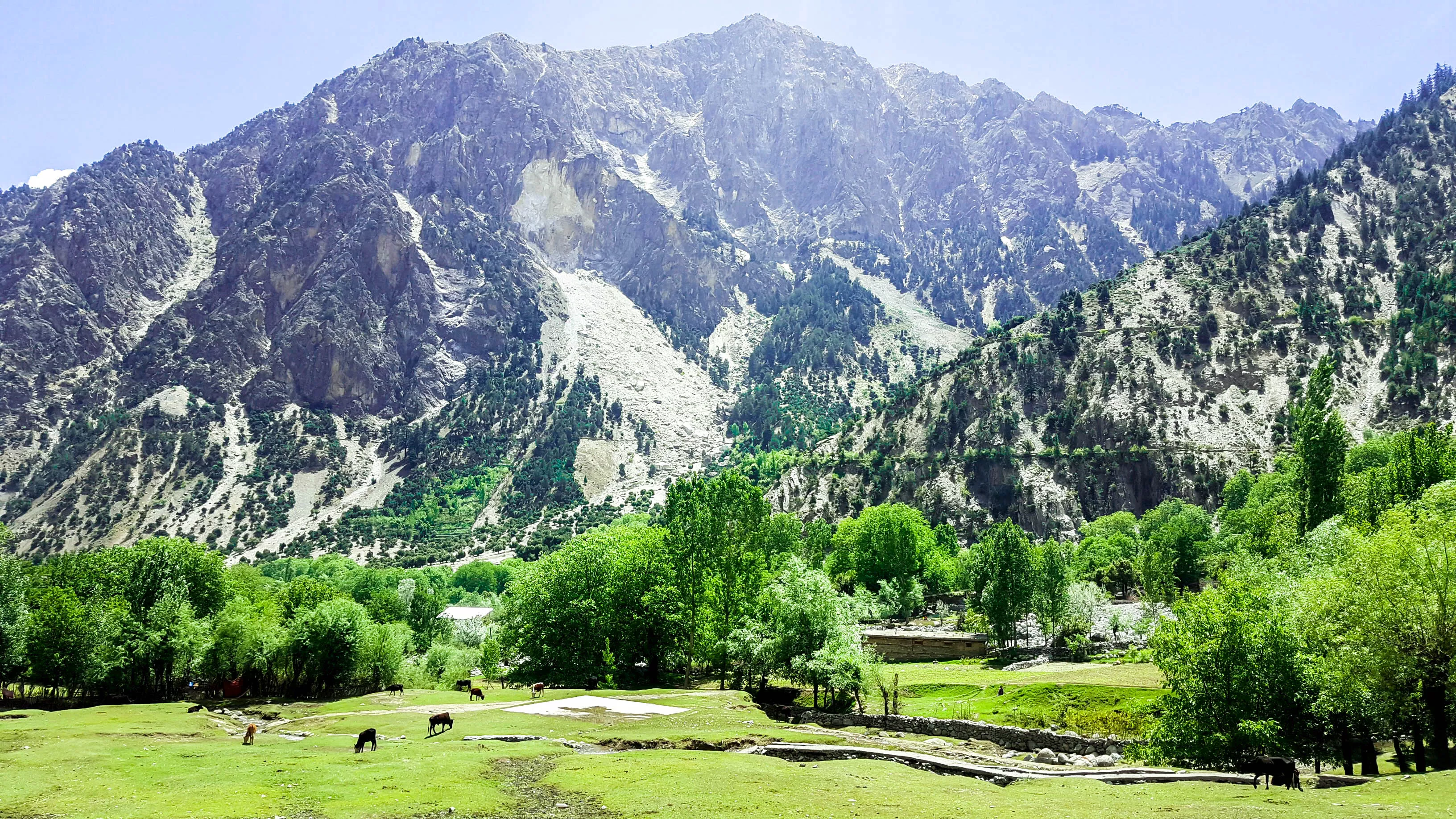 Bumburet in Pakistan, South Asia | Trekking & Hiking - Rated 0.9