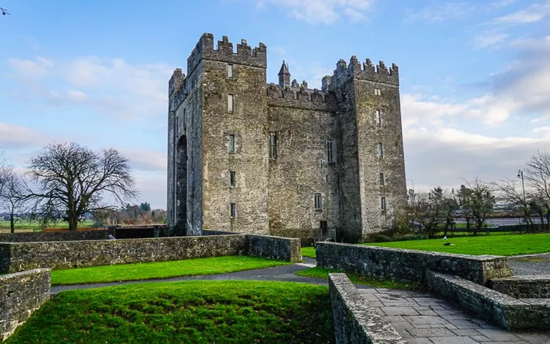 Bunratti Castle in Ireland, Europe | Castles - Rated 3.9