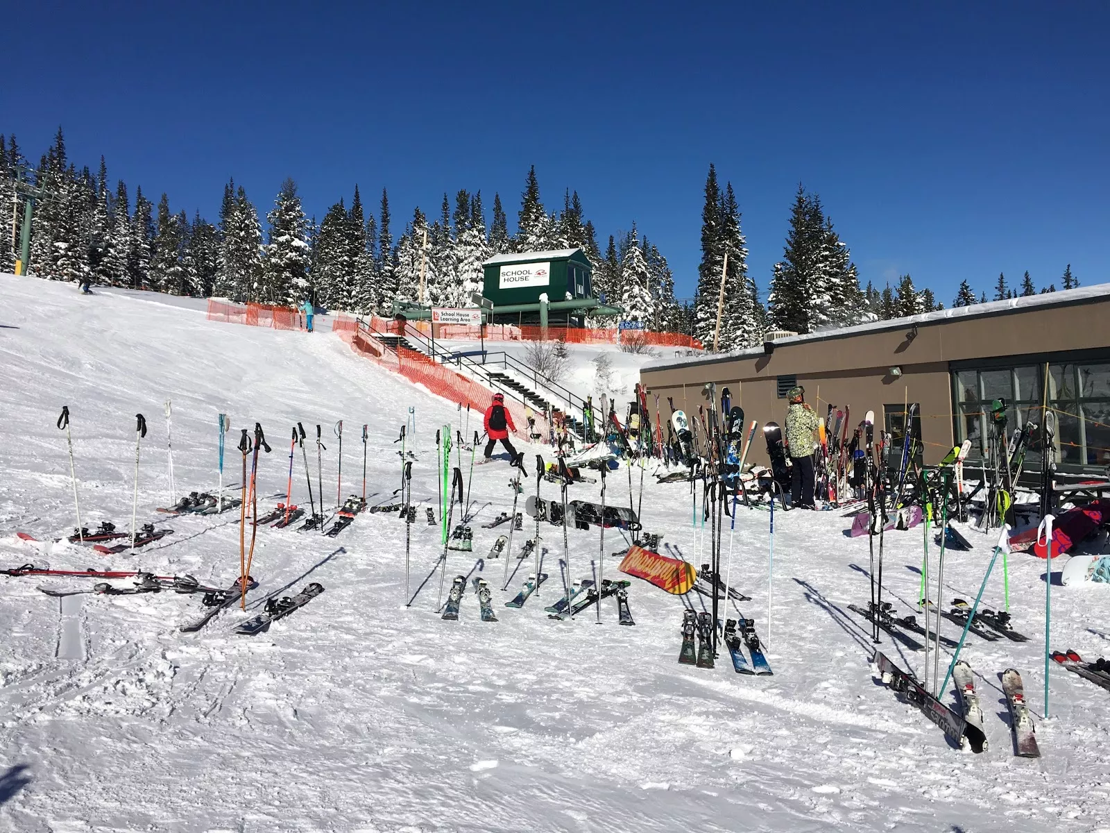 CA Main Lodge Retail in USA, North America | Snowboarding,Skiing - Rated 0.9
