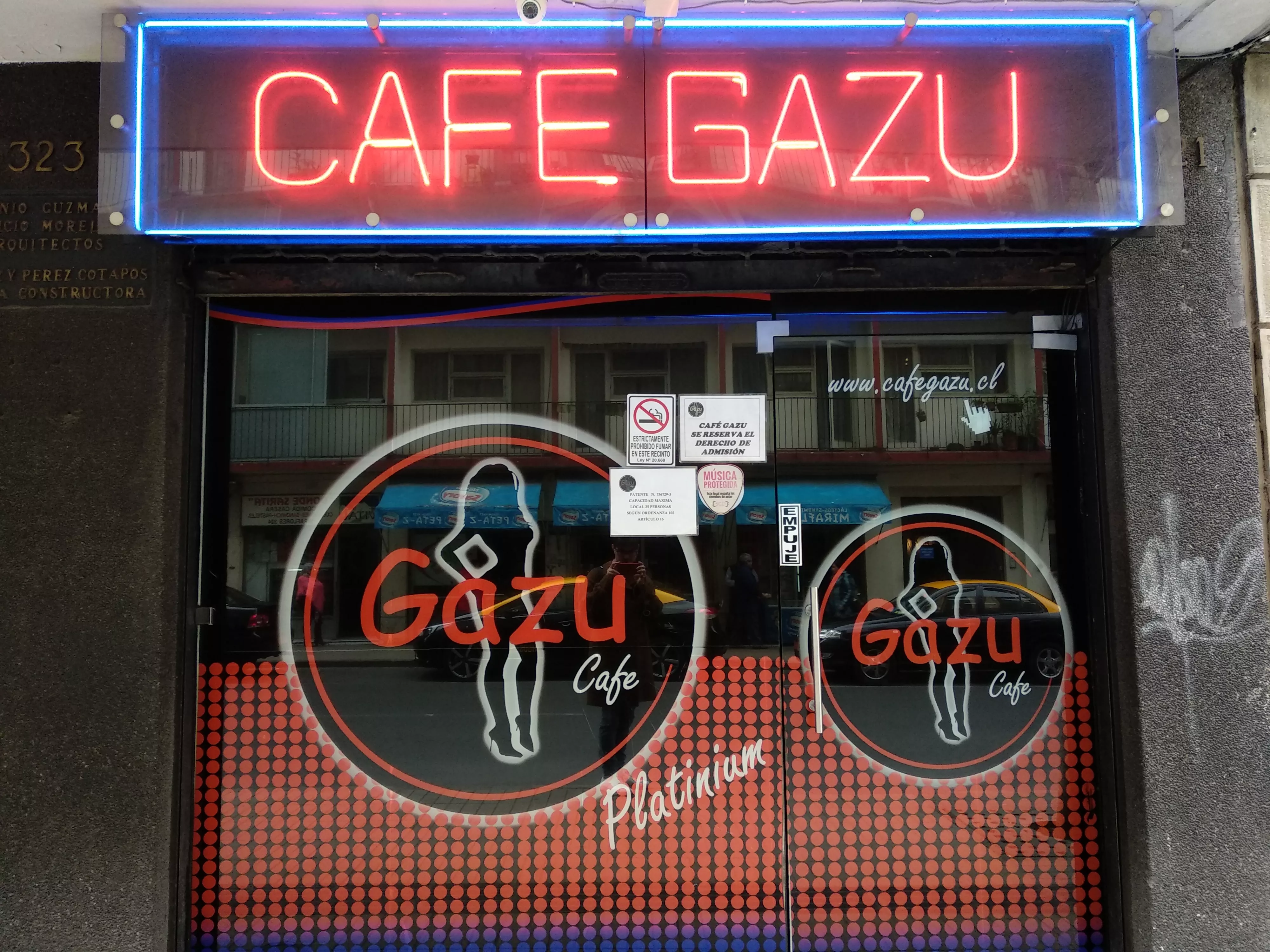 Cafe Gazu in Chile, South America  - Rated 0.7