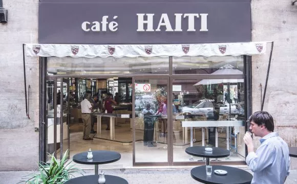 Cafe Haiti Bandera in Chile, South America  - Rated 0.7