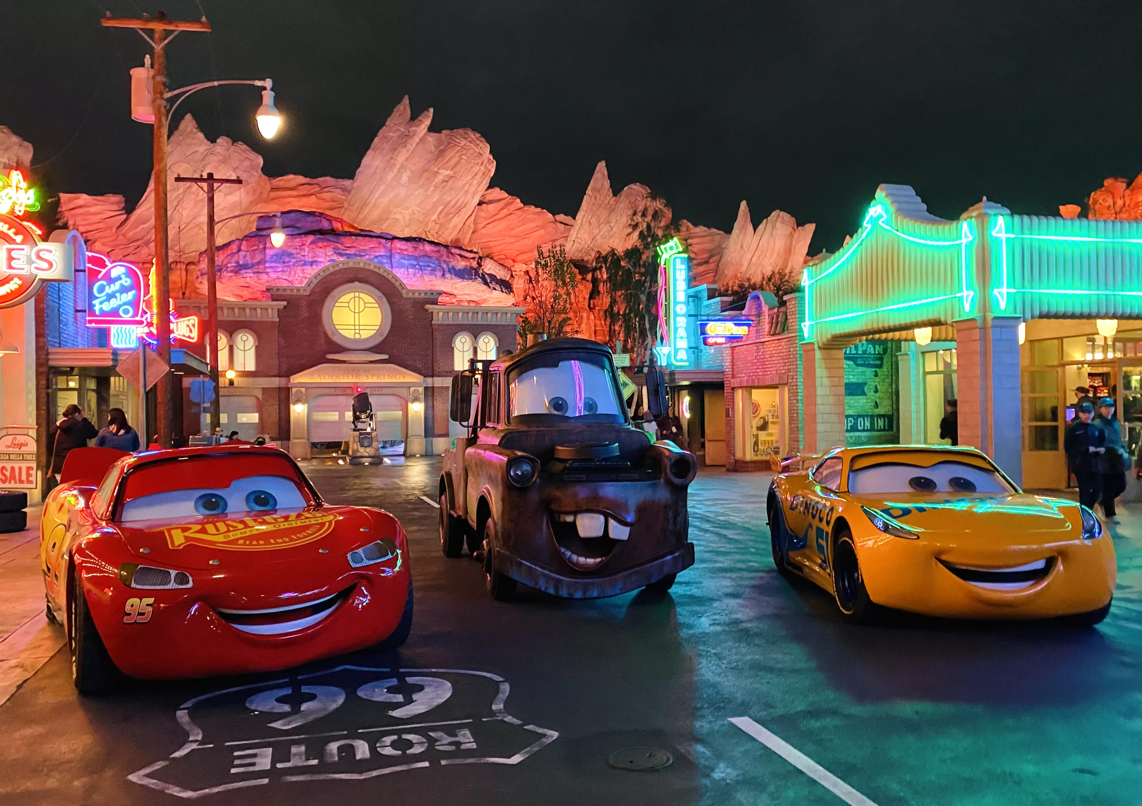 Cars Land in USA, North America | Amusement Parks & Rides - Rated 4
