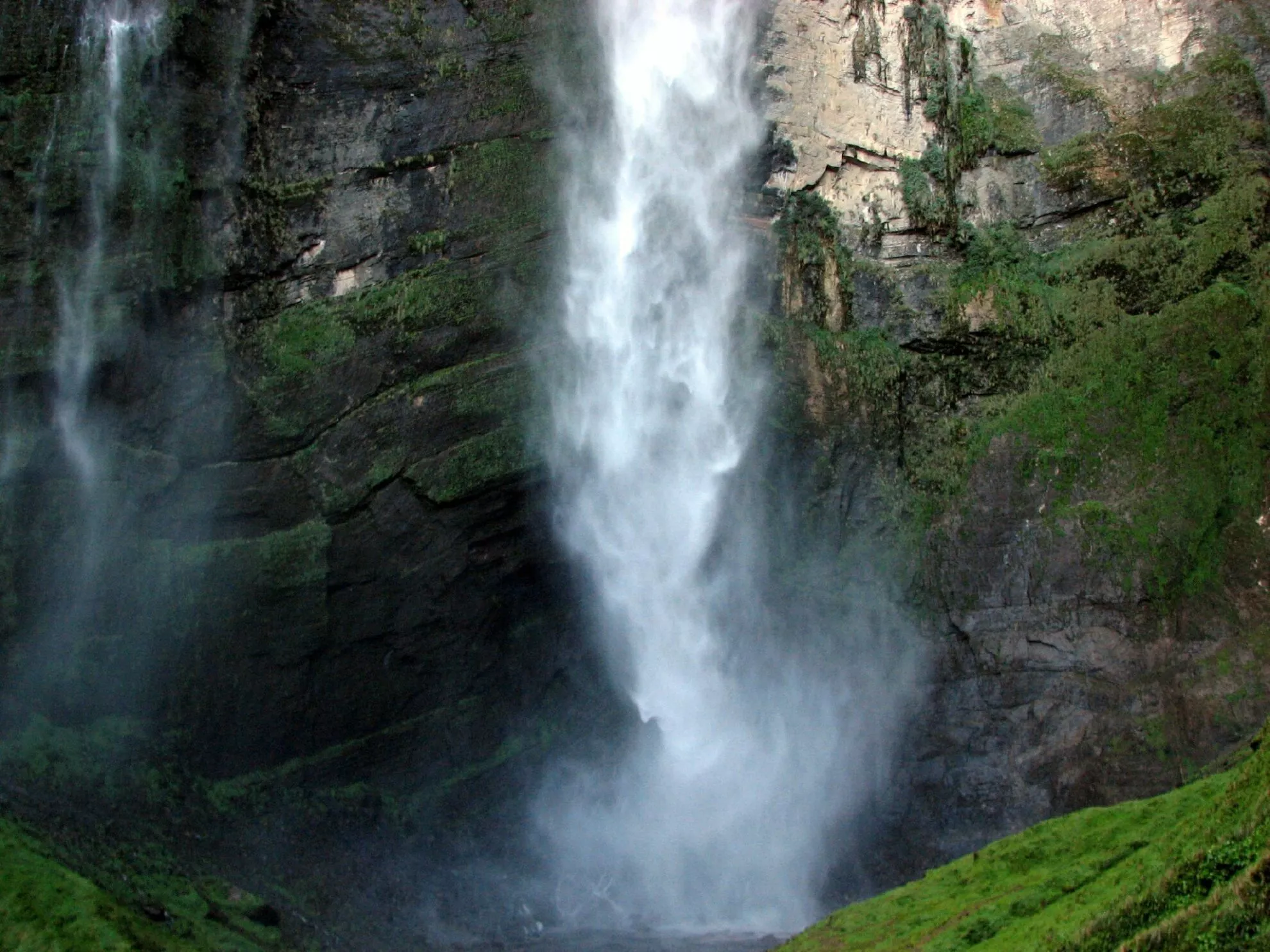 Caracucho Falls in Peru, South America | Waterfalls - Rated 3.5