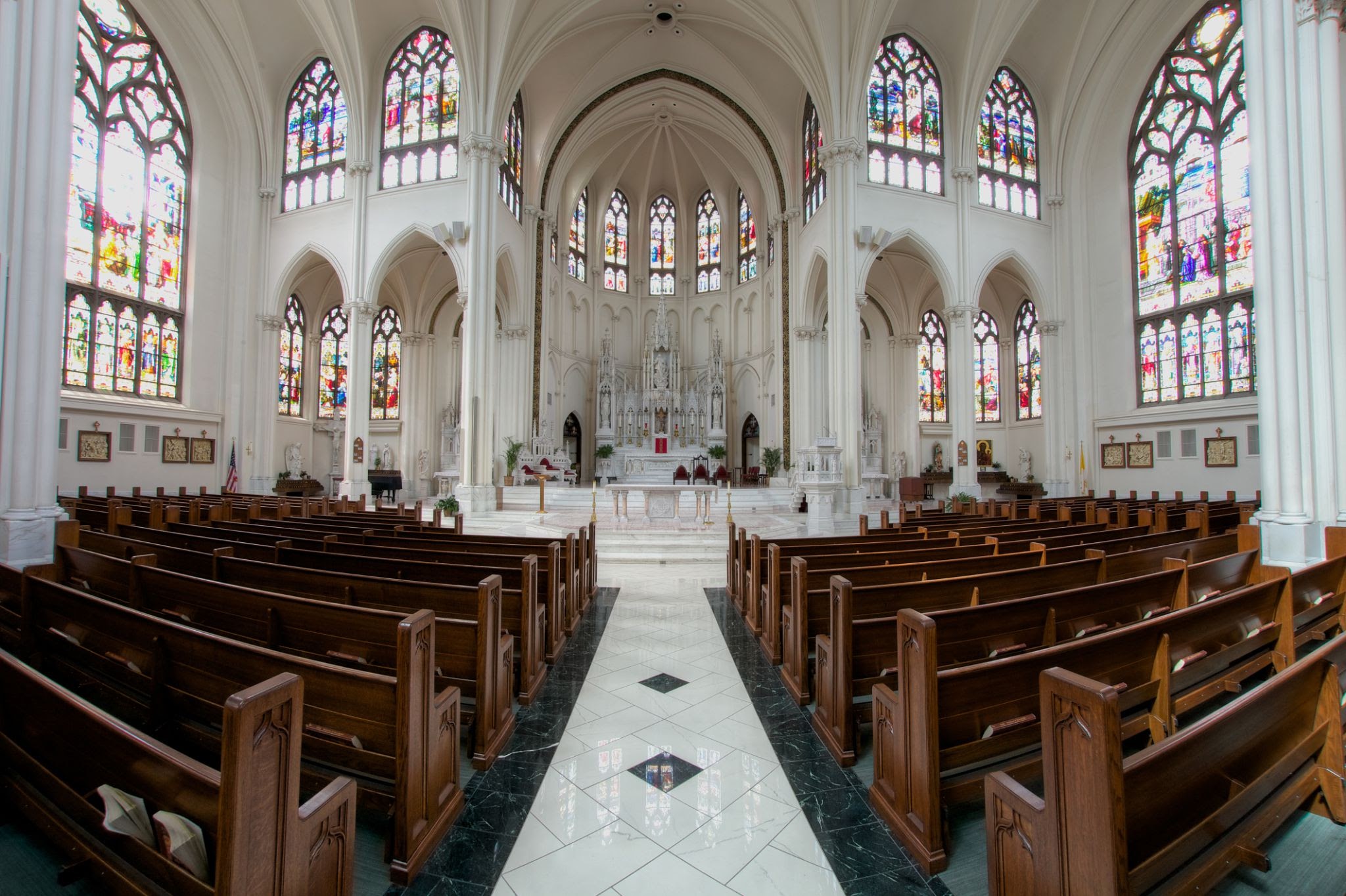 Cathedral Basilica of the Immaculate Conception in USA, North America | Architecture - Rated 3.8