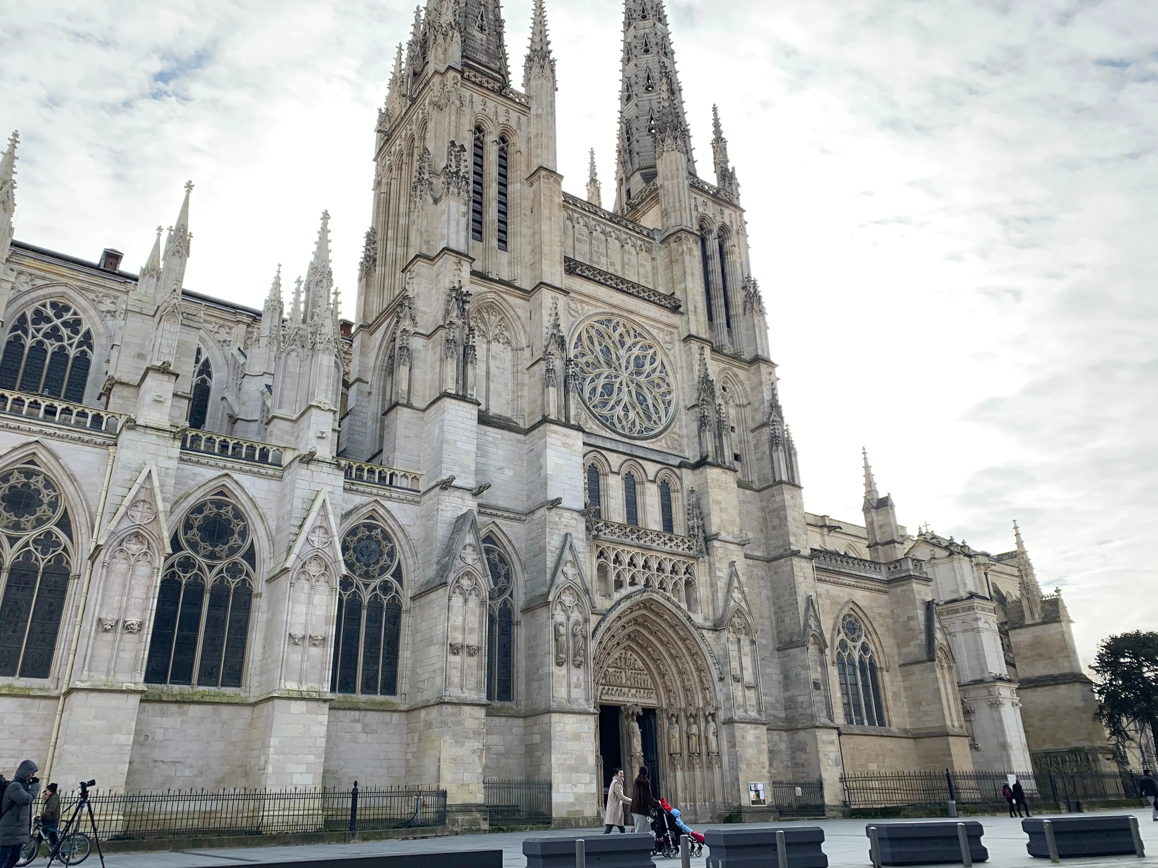 Bordeaux Cathedral in France, Europe | Architecture - Rated 4