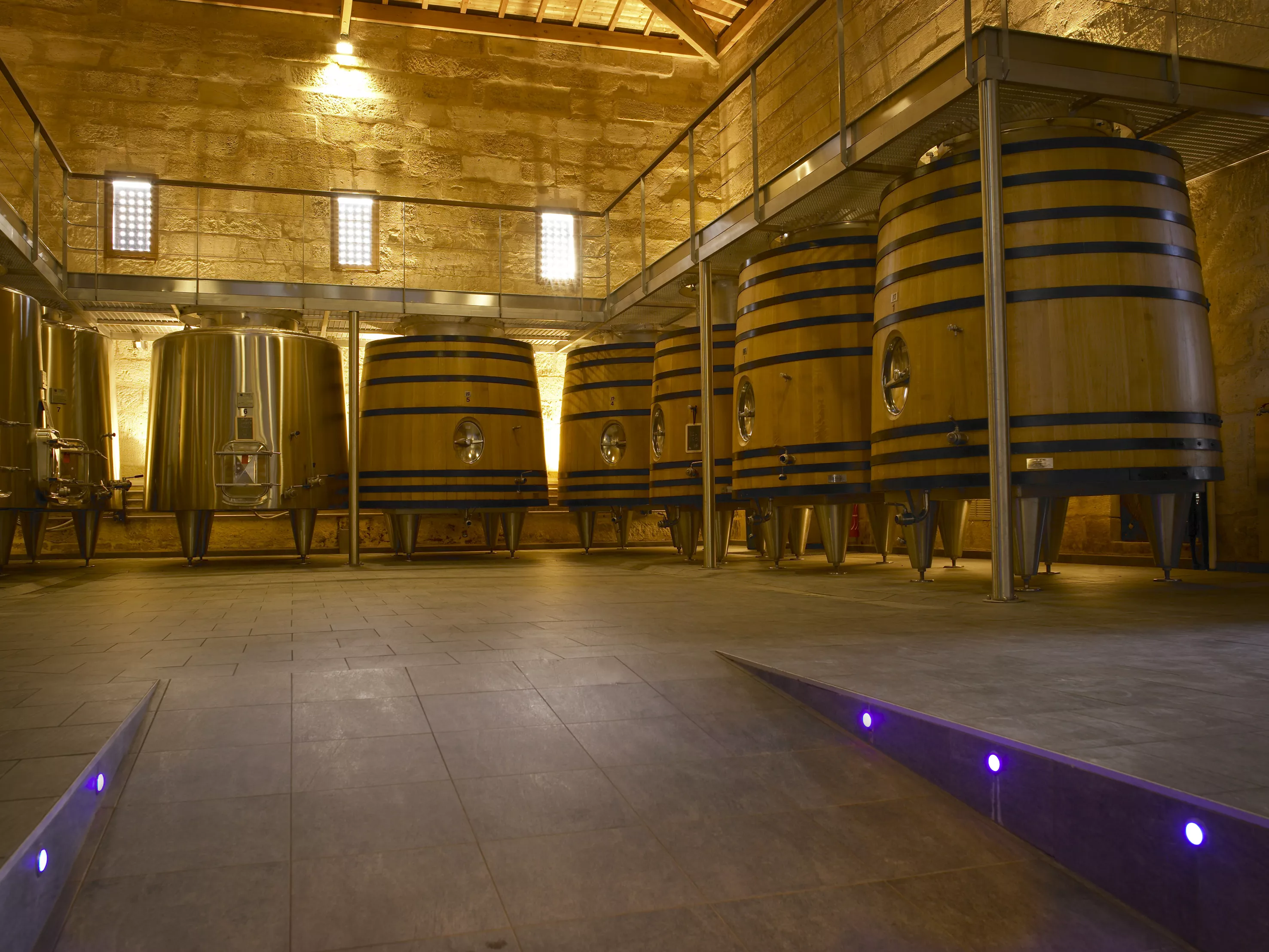 Chateau Franc Mayne in France, Europe | Wineries - Rated 0.9