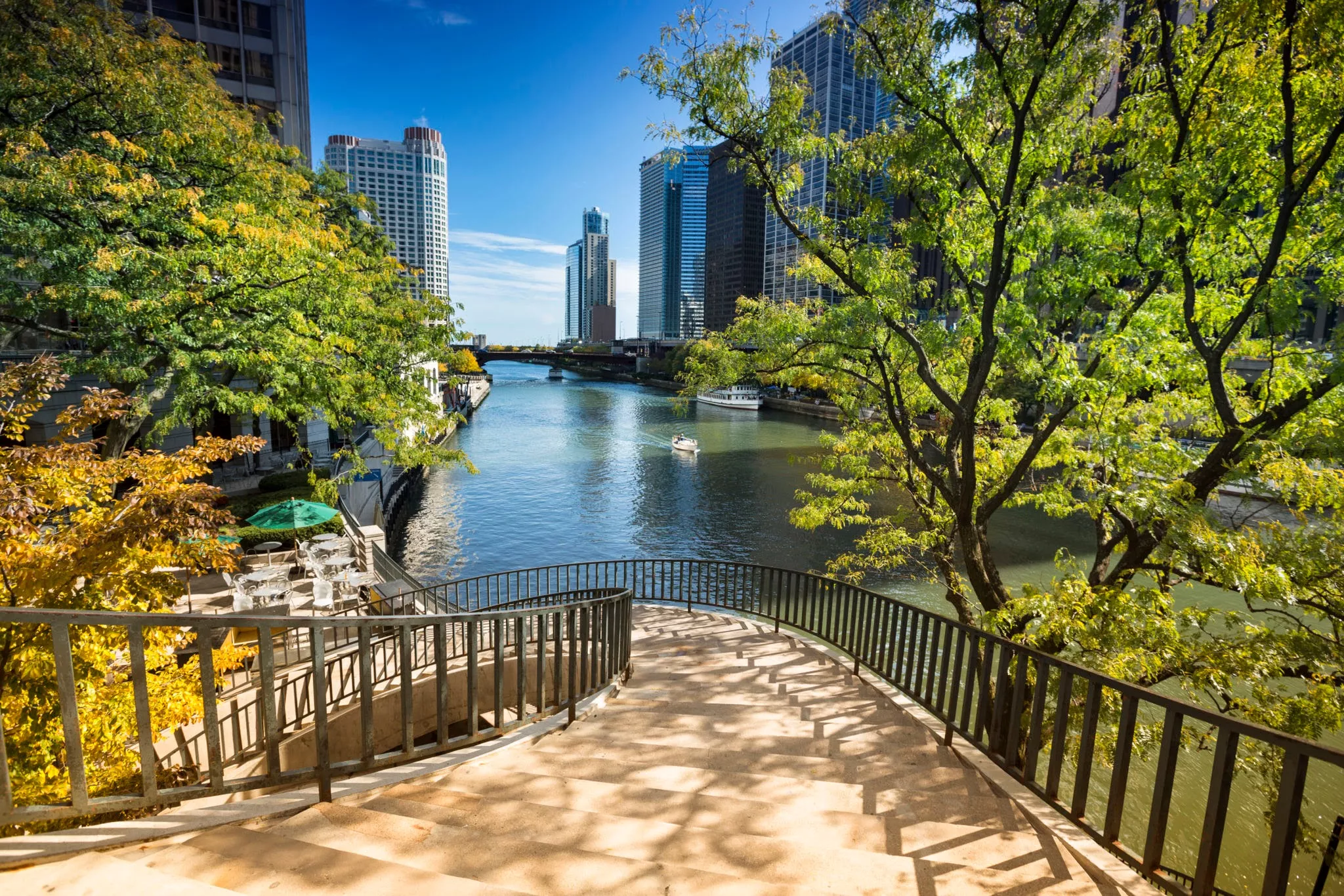 Chicago Riverwalk in USA, North America | Parks - Rated 4.1
