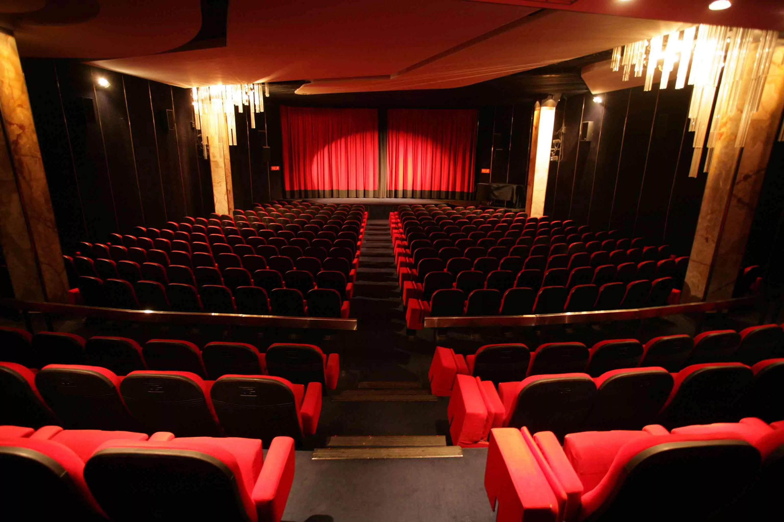 Cinema Le Coeur d'Or in France, Europe | Film Studios - Rated 3.8