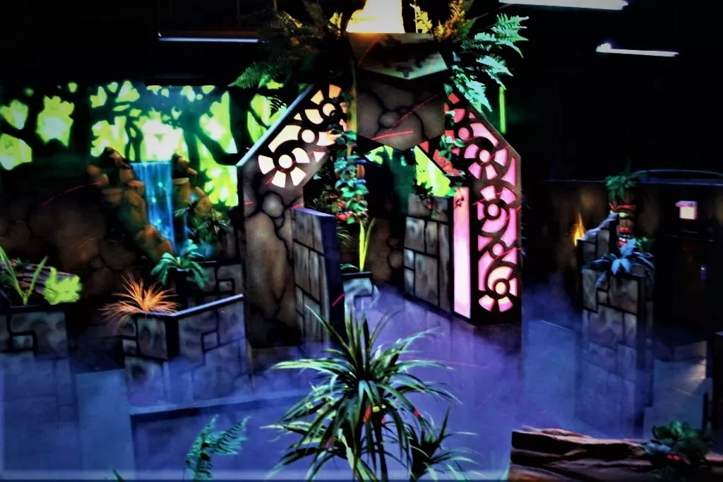 DP Lazer Maze in Canada, North America | Laser Tag - Rated 4.6