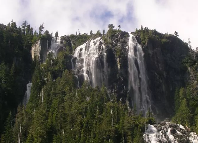 Della Falls in Canada, North America | Waterfalls - Rated 0.8