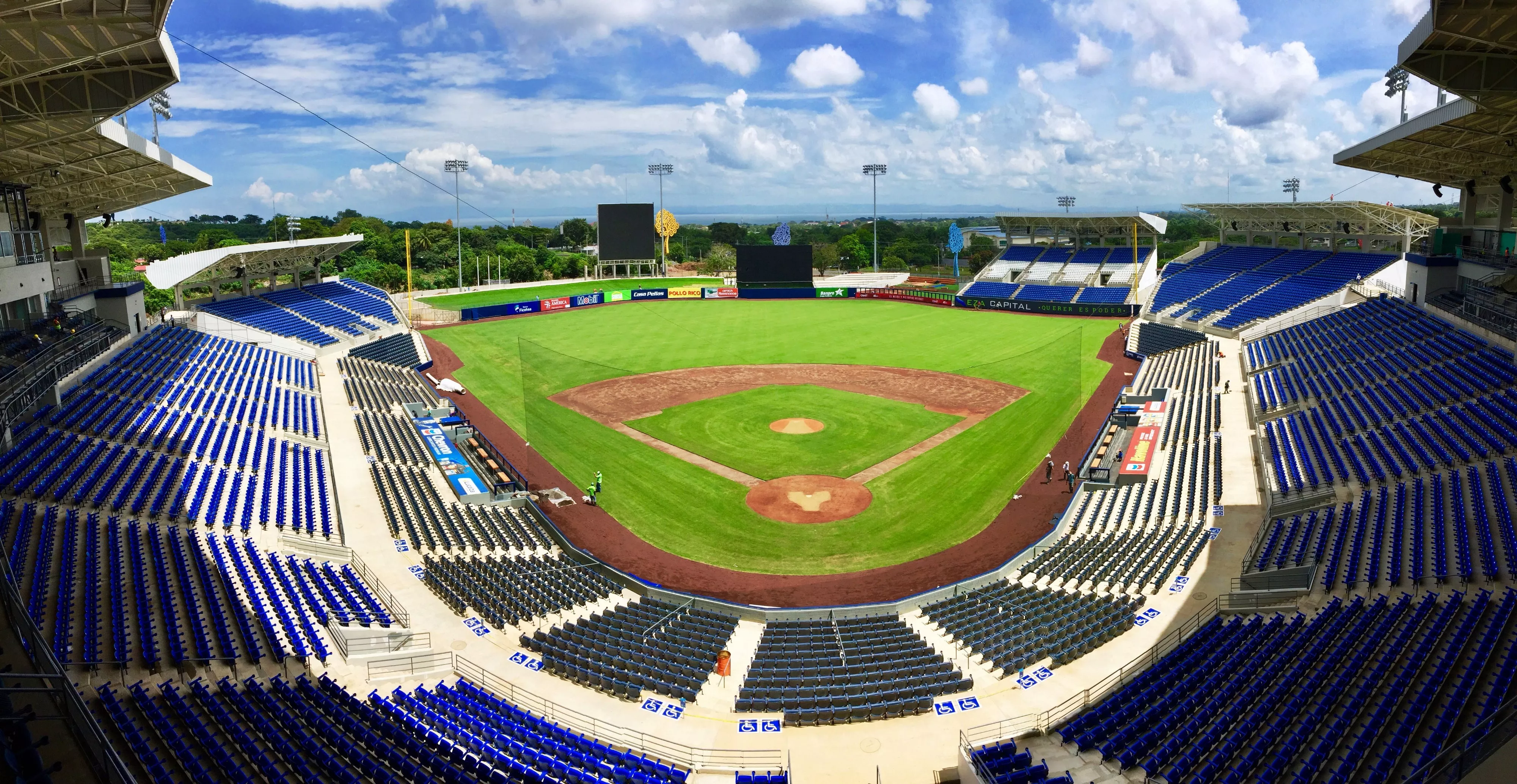 Dennis Martínez National Stadium in Nicaragua, North America | Baseball - Rated 4.2