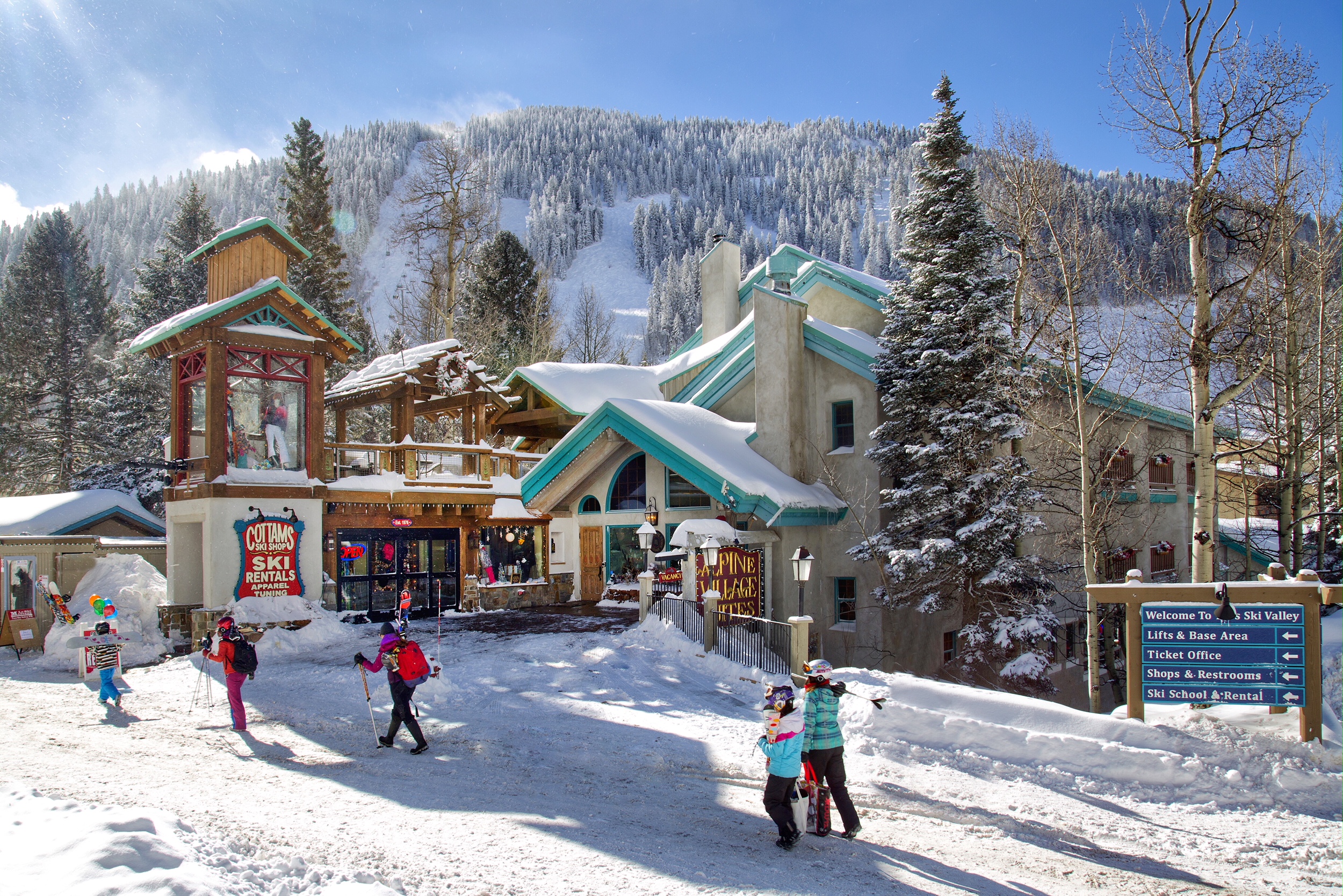 Door 2 Door Ski & Snowboard Rental Delivery in USA, North America | Snowboarding,Skiing - Rated 3.7