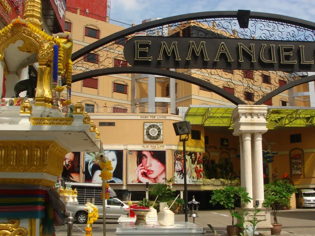 Emmanuelle in Thailand, Central Asia | Massage Parlors,Red Light Places - Rated 1.3