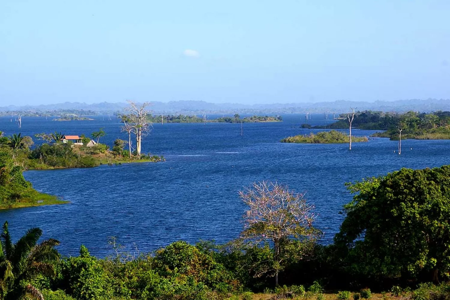 Esclusas de Gatun in Panama, North America | Castles,Lakes - Rated 3.8