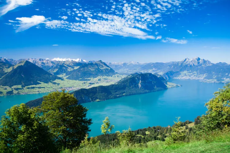Firwaldstat Lake in Switzerland, Europe | Lakes - Rated 3.9