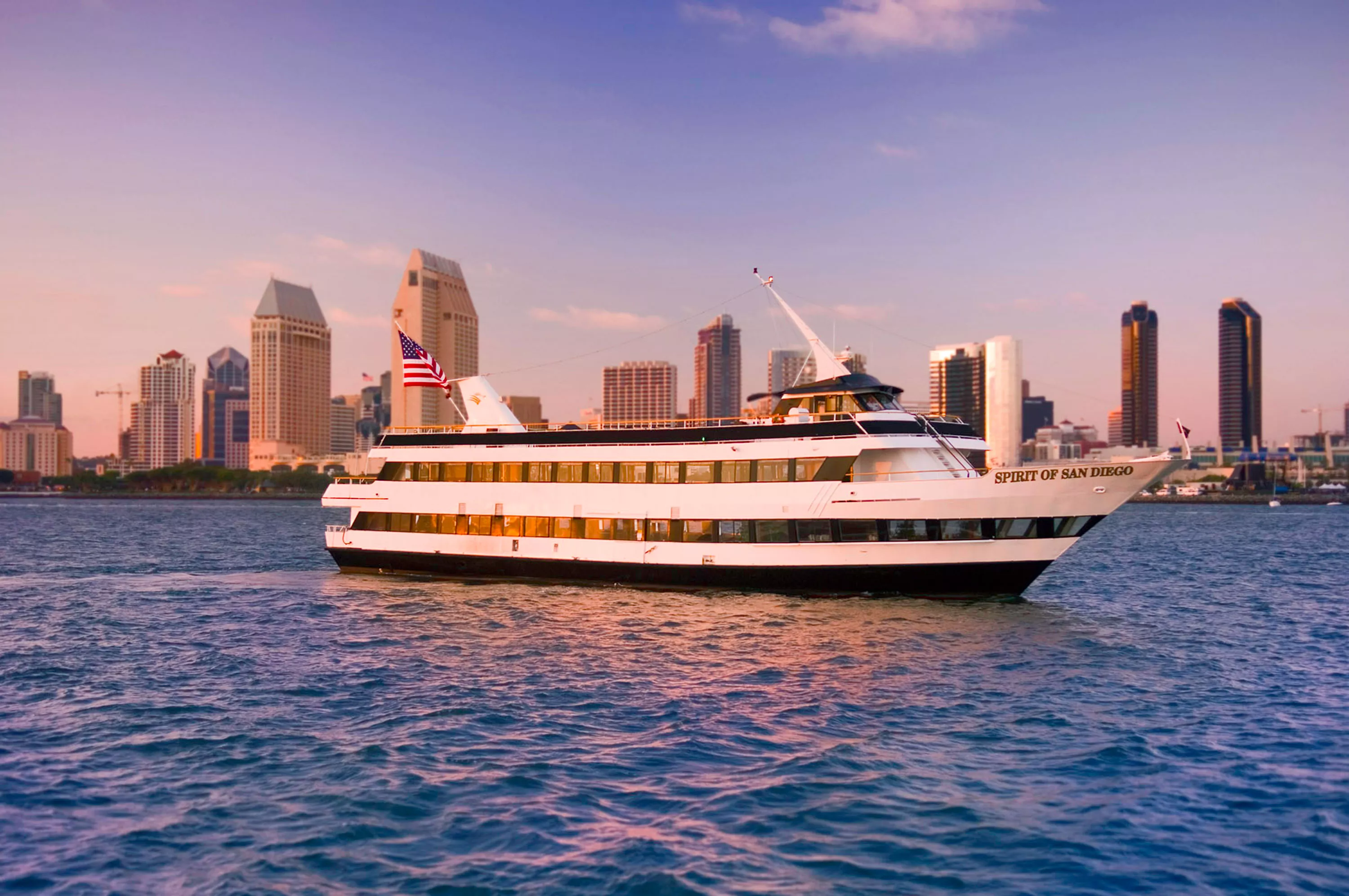 Flagship Cruises & Events in USA, North America | Excursions - Rated 4.5