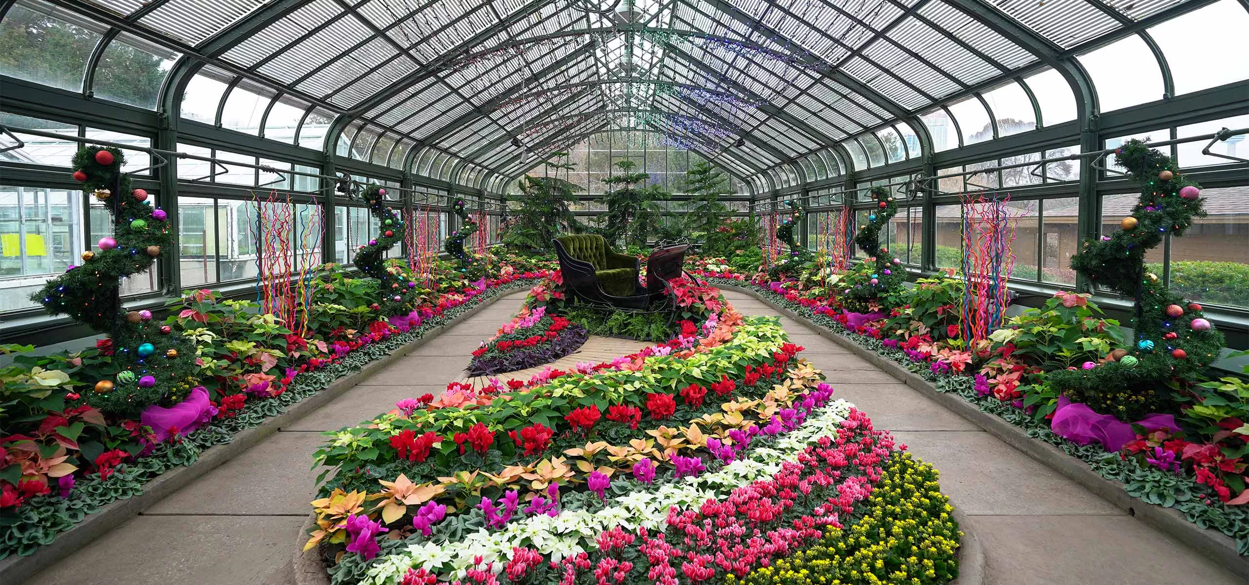 Floral Showhouse in Canada, North America | Gardens - Rated 3.7
