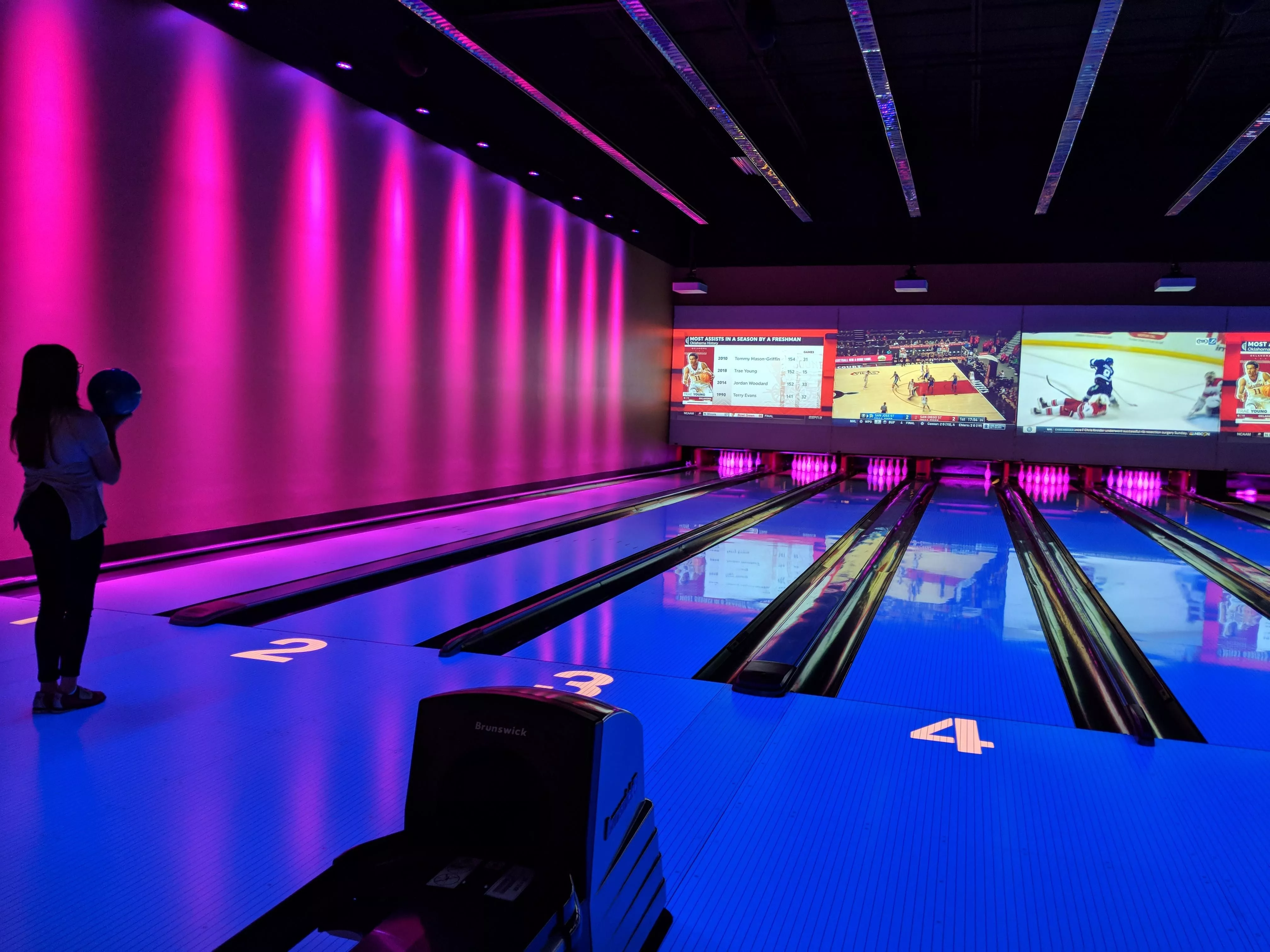 Frames Bowling Lounge in USA, North America | Bowling - Rated 5.1