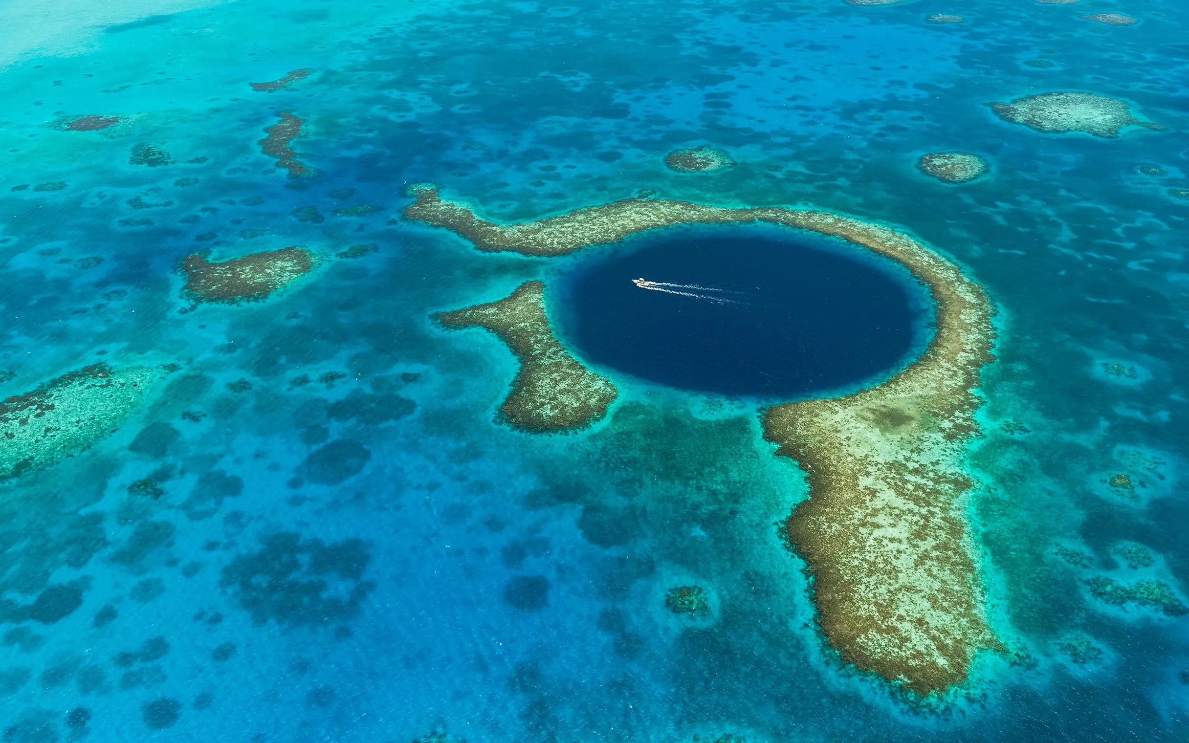 Great Blue Hole in Belize, North America | Caves & Underground Places,Diving - Rated 4.1