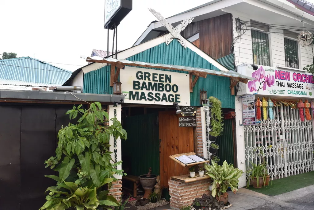 Green Bamboo Massage in Thailand, Central Asia | Massages - Rated 4