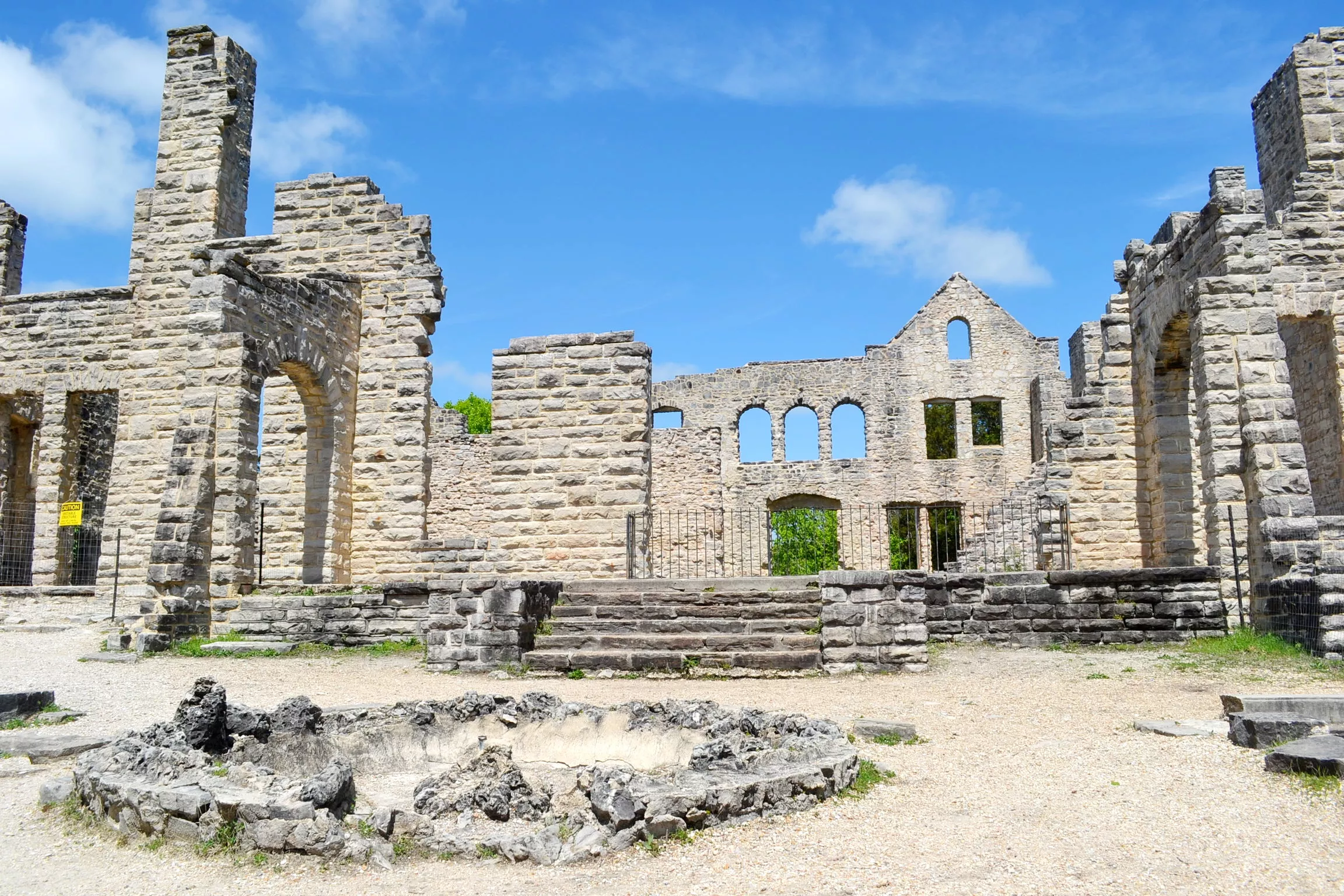 Ha Ha Tonka Castle Ruins in USA, North America | Excavations - Rated 3.8
