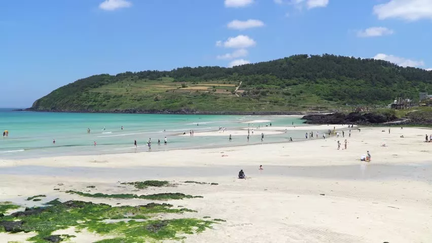 Hamdeok Beach in South Korea, East Asia | Beaches - Rated 4.5