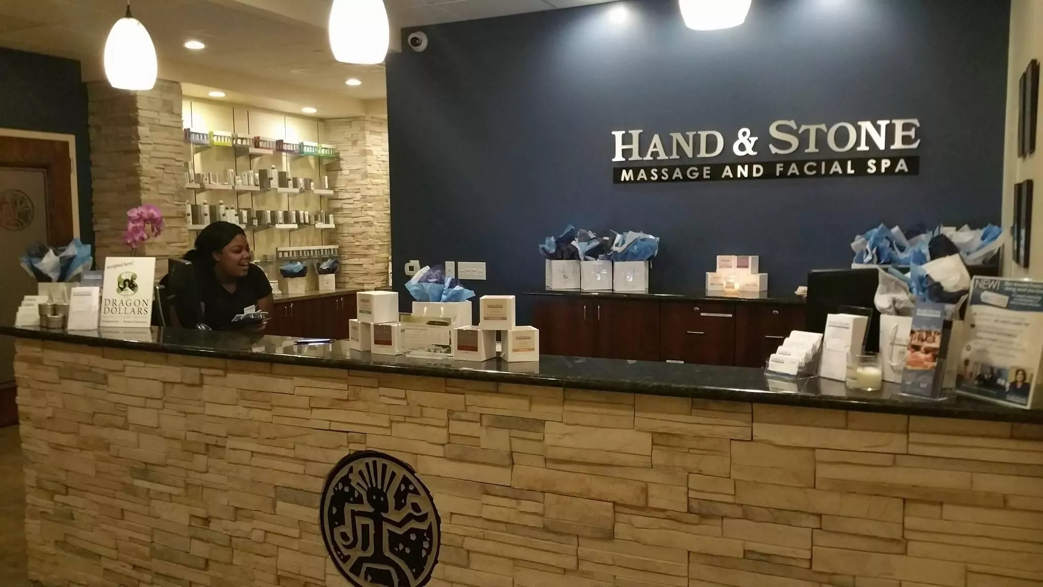 Hand and Stone Massage and Facial Spa in USA, North America | SPAs,Massages - Rated 3.7