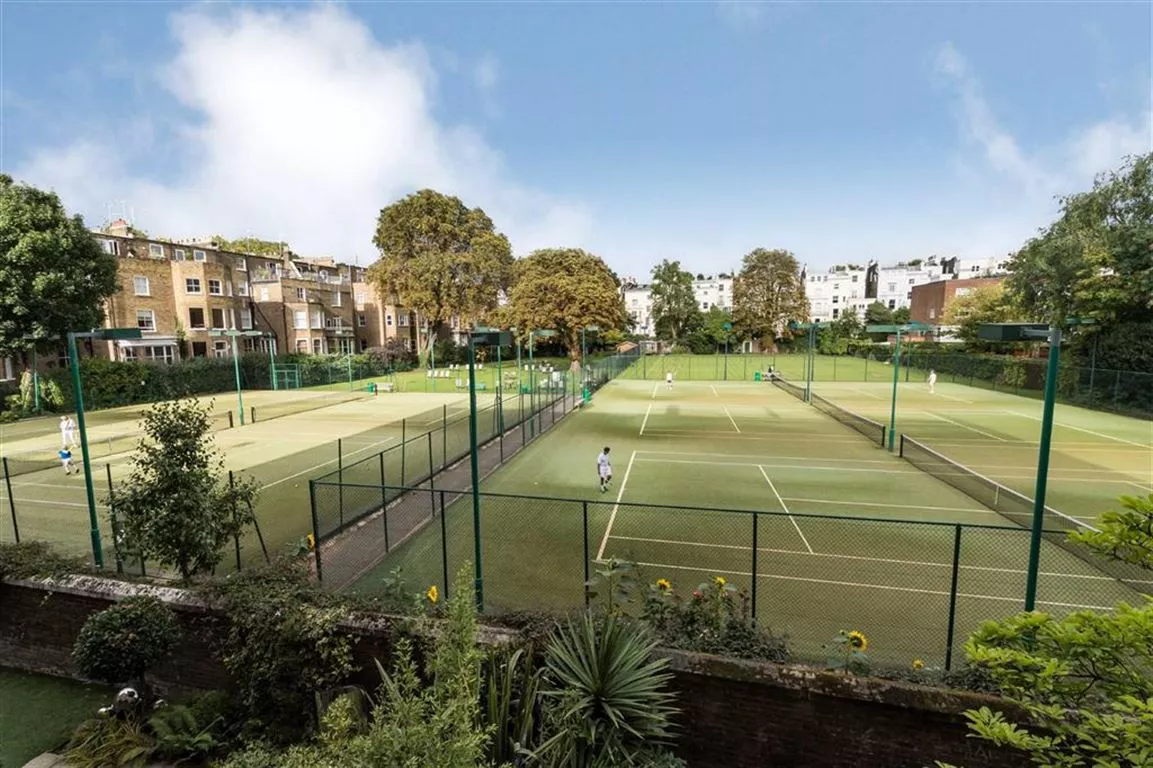 Holland Park Lawn Tennis Club in United Kingdom, Europe | Tennis - Rated 0.9