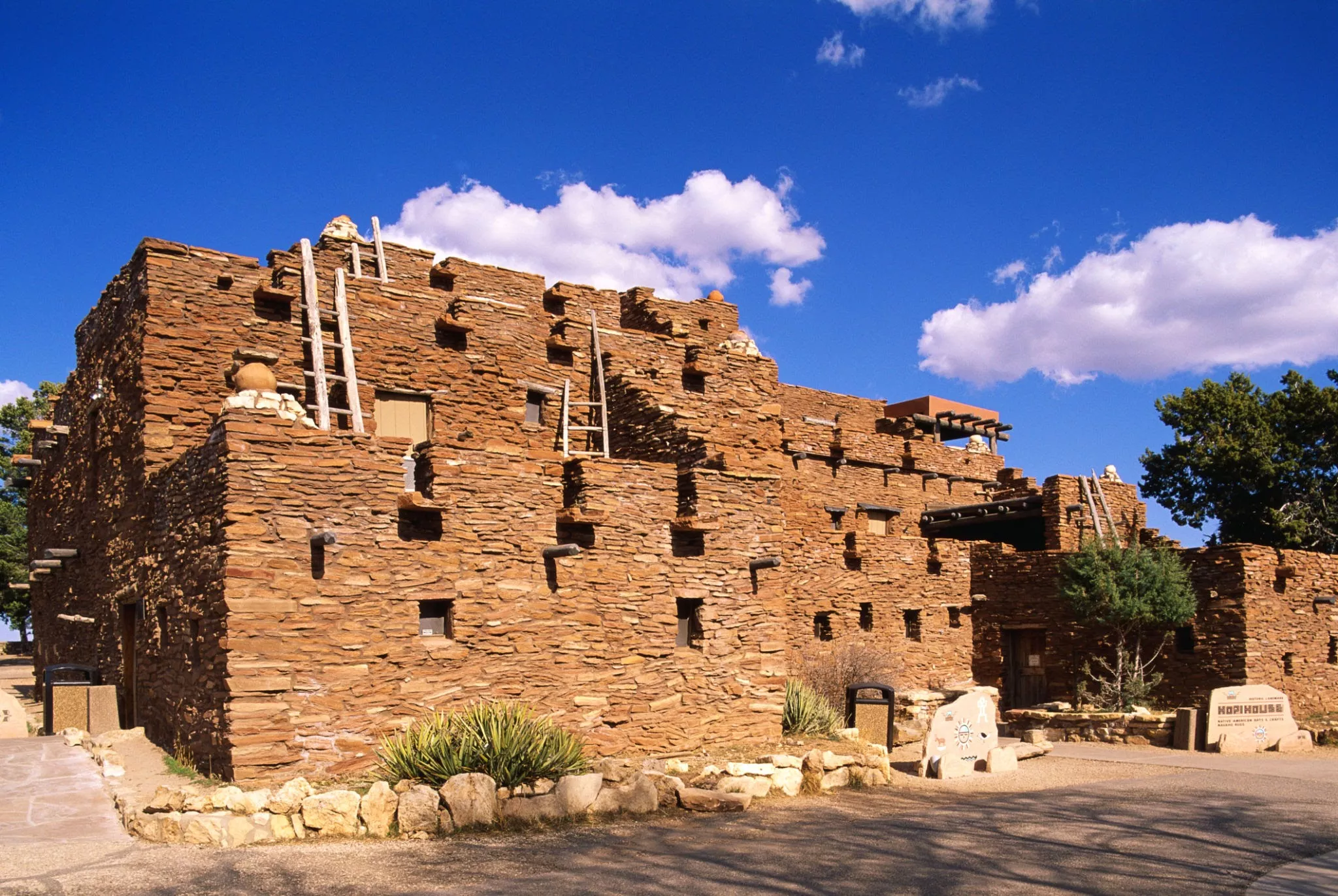 Hopi House in USA, North America | Excavations - Rated 3.7