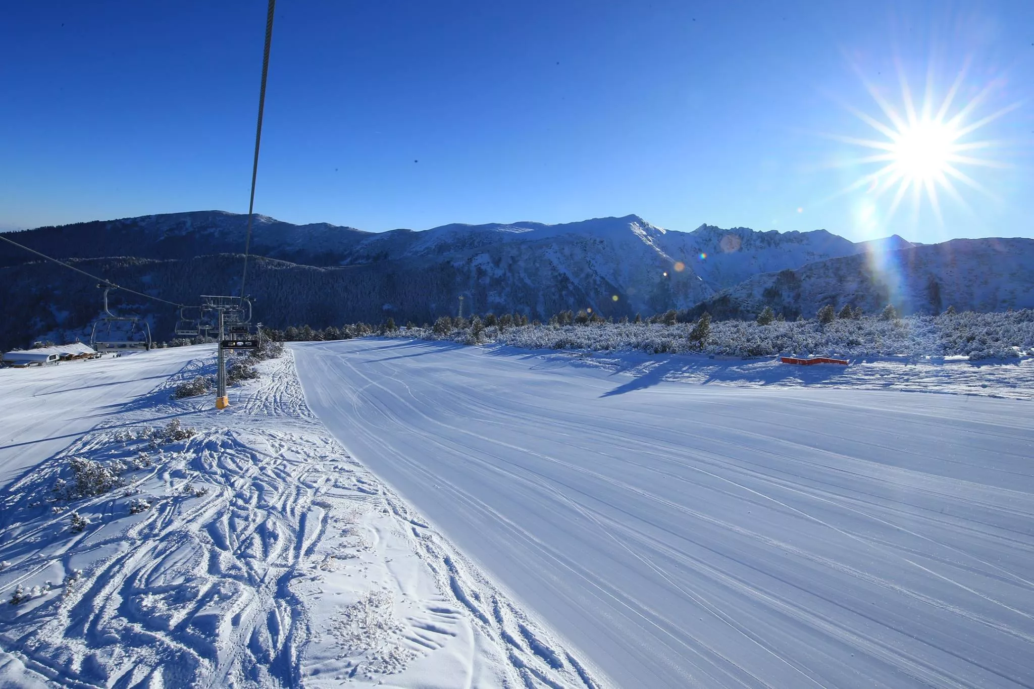 Hunters Ski School Borovets in Bulgaria, Europe | Snowboarding,Skiing - Rated 0.8