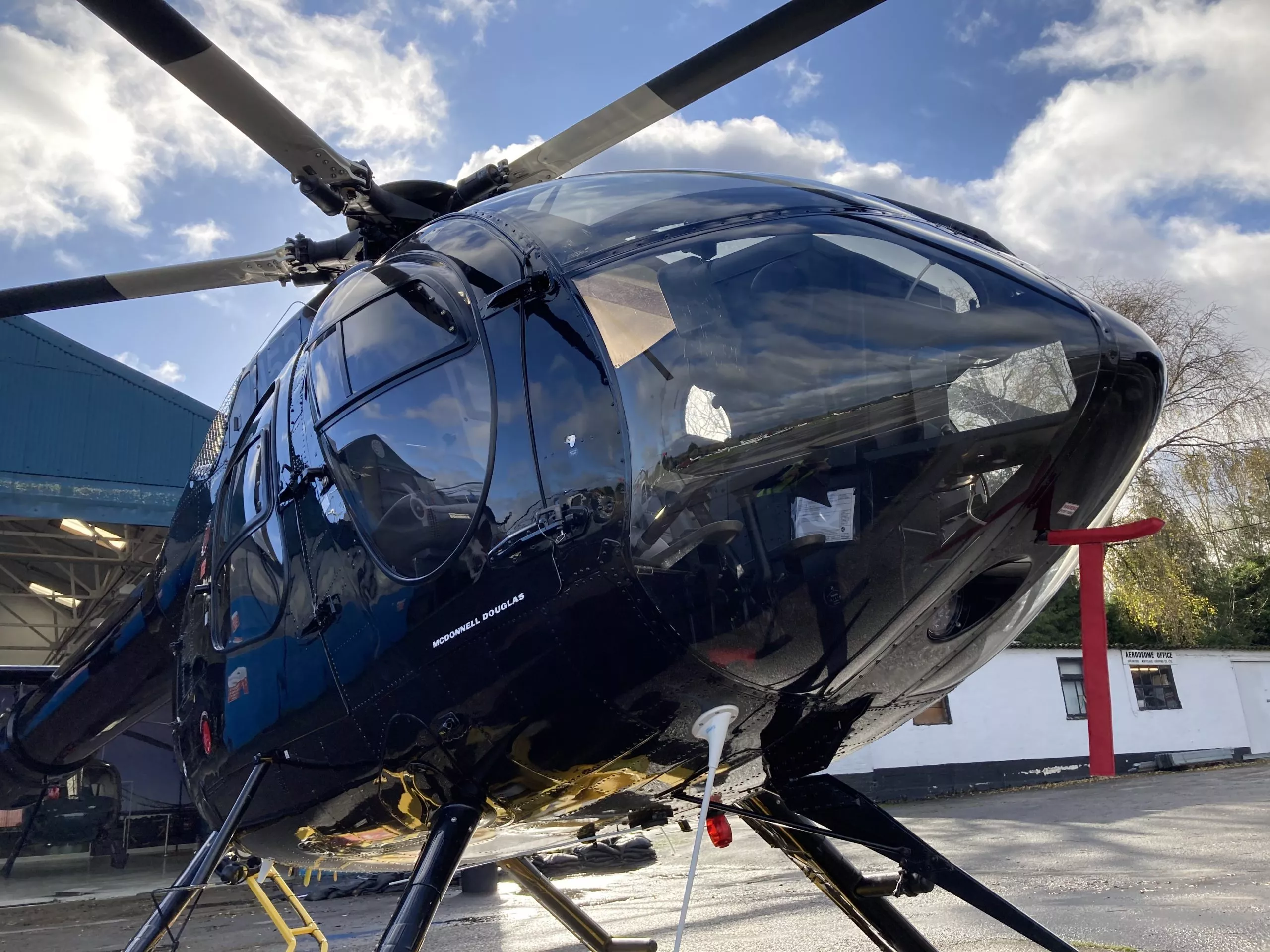 ICE Helicopters in United Kingdom, Europe | Helicopter Sport - Rated 1